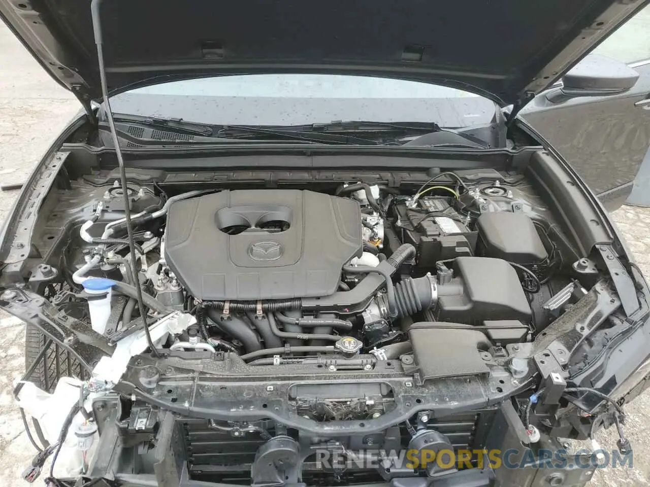 12 fotografías del automóvil dañado 3MVDMBCM6RM616634 MAZDA CX30 2024