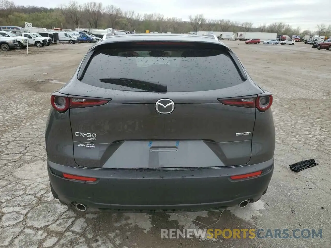 6 fotografías del automóvil dañado 3MVDMBCM6RM616634 MAZDA CX30 2024
