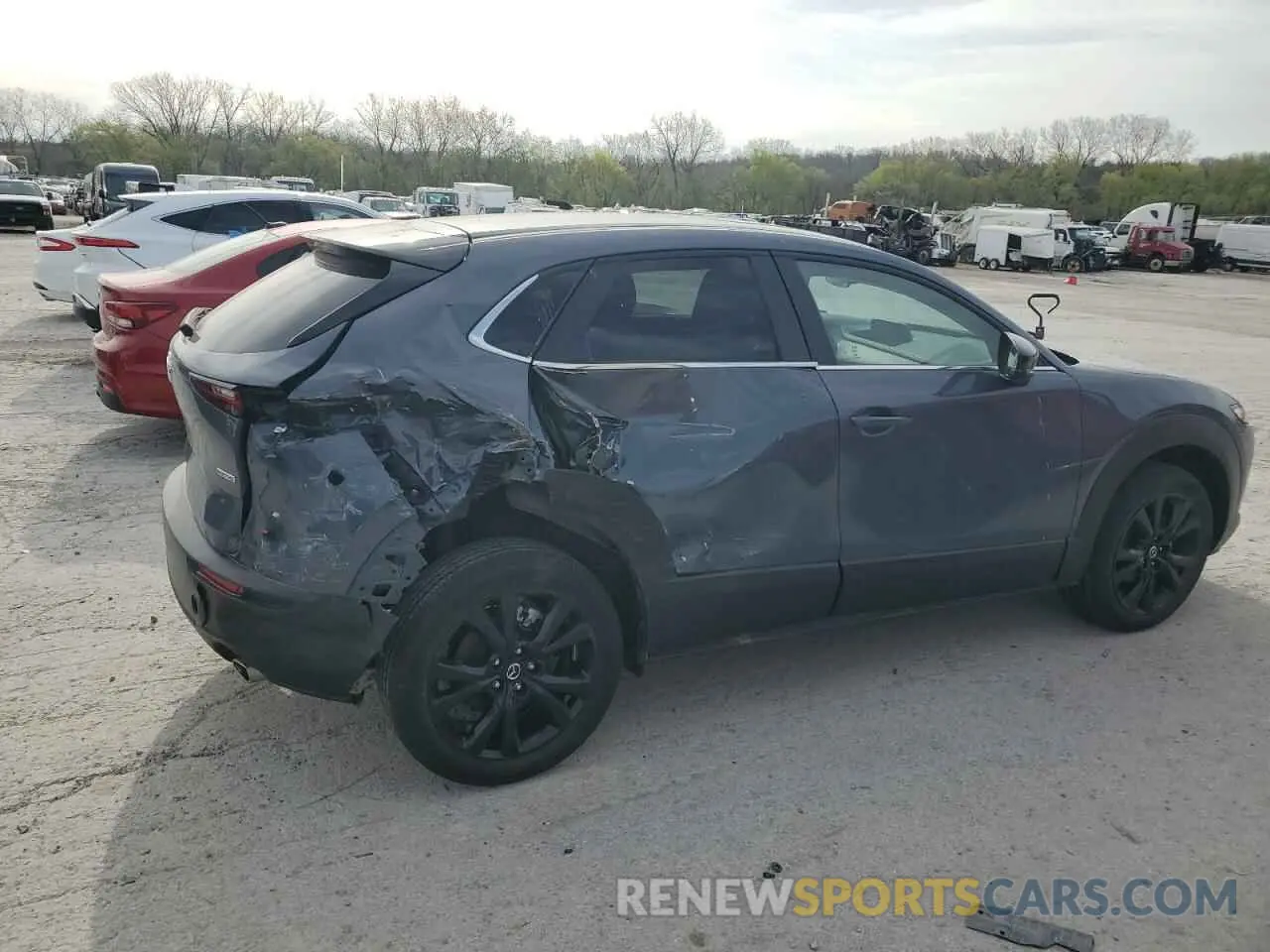 3 fotografías del automóvil dañado 3MVDMBCM6RM624524 MAZDA CX30 2024