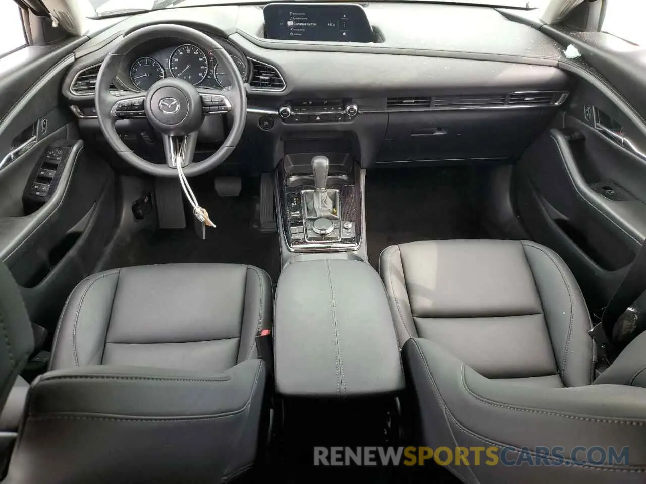 8 fotografías del automóvil dañado 3MVDMBCM6RM690894 MAZDA CX30 2024