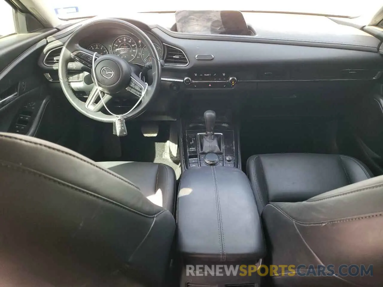 8 fotografías del automóvil dañado 3MVDMBCM7RM711199 MAZDA CX30 2024
