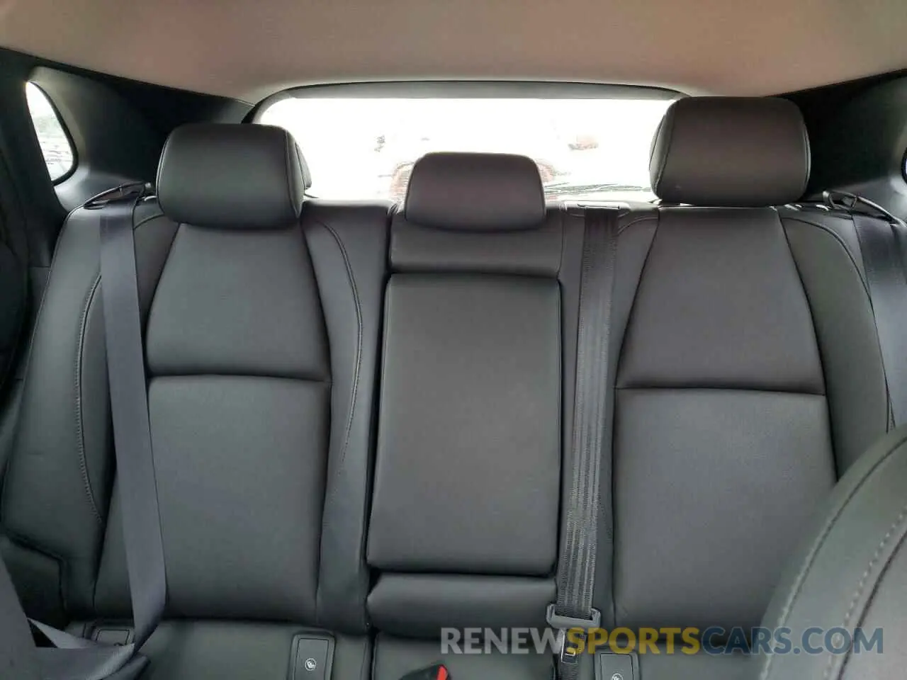 10 fotografías del automóvil dañado 3MVDMBDM0RM693109 MAZDA CX30 2024