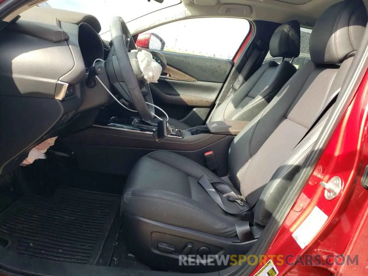 7 fotografías del automóvil dañado 3MVDMBDM4RM636086 MAZDA CX30 2024