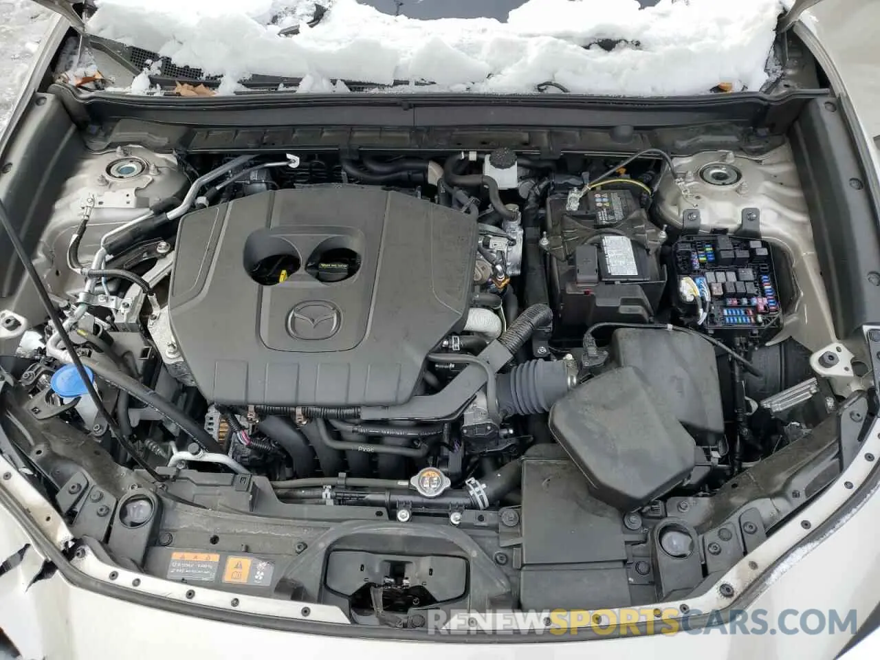 12 fotografías del automóvil dañado 3MVDMBDM4RM662980 MAZDA CX30 2024