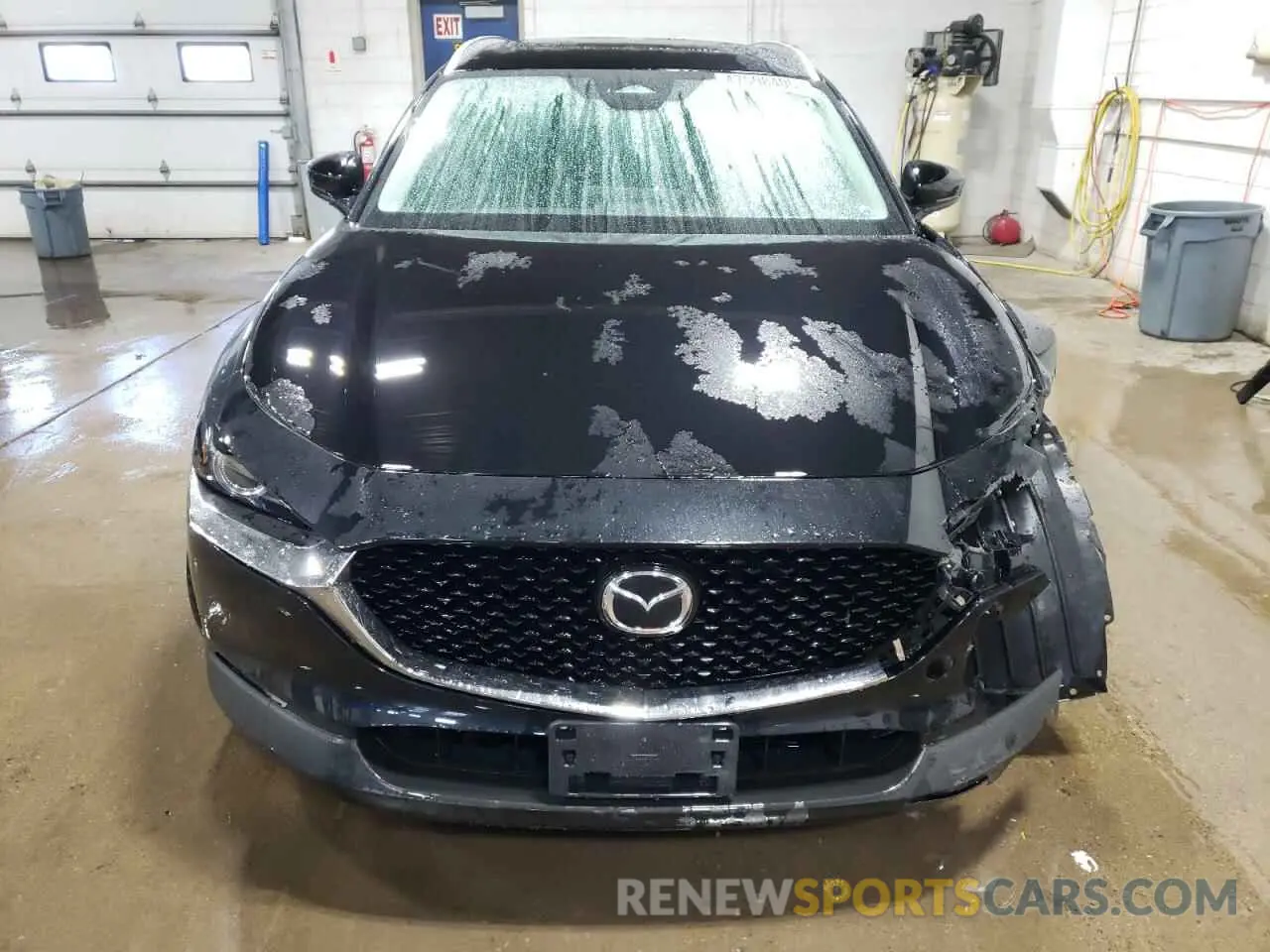 5 fotografías del automóvil dañado 3MVDMBDY3RM662651 MAZDA CX30 2024