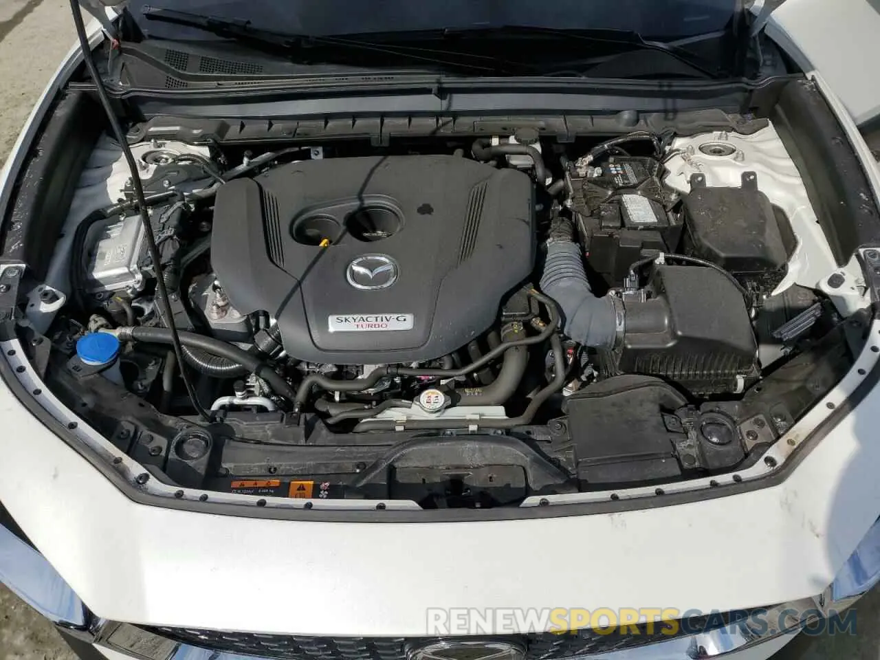 11 fotografías del automóvil dañado 3MVDMBDY3RM683631 MAZDA CX30 2024