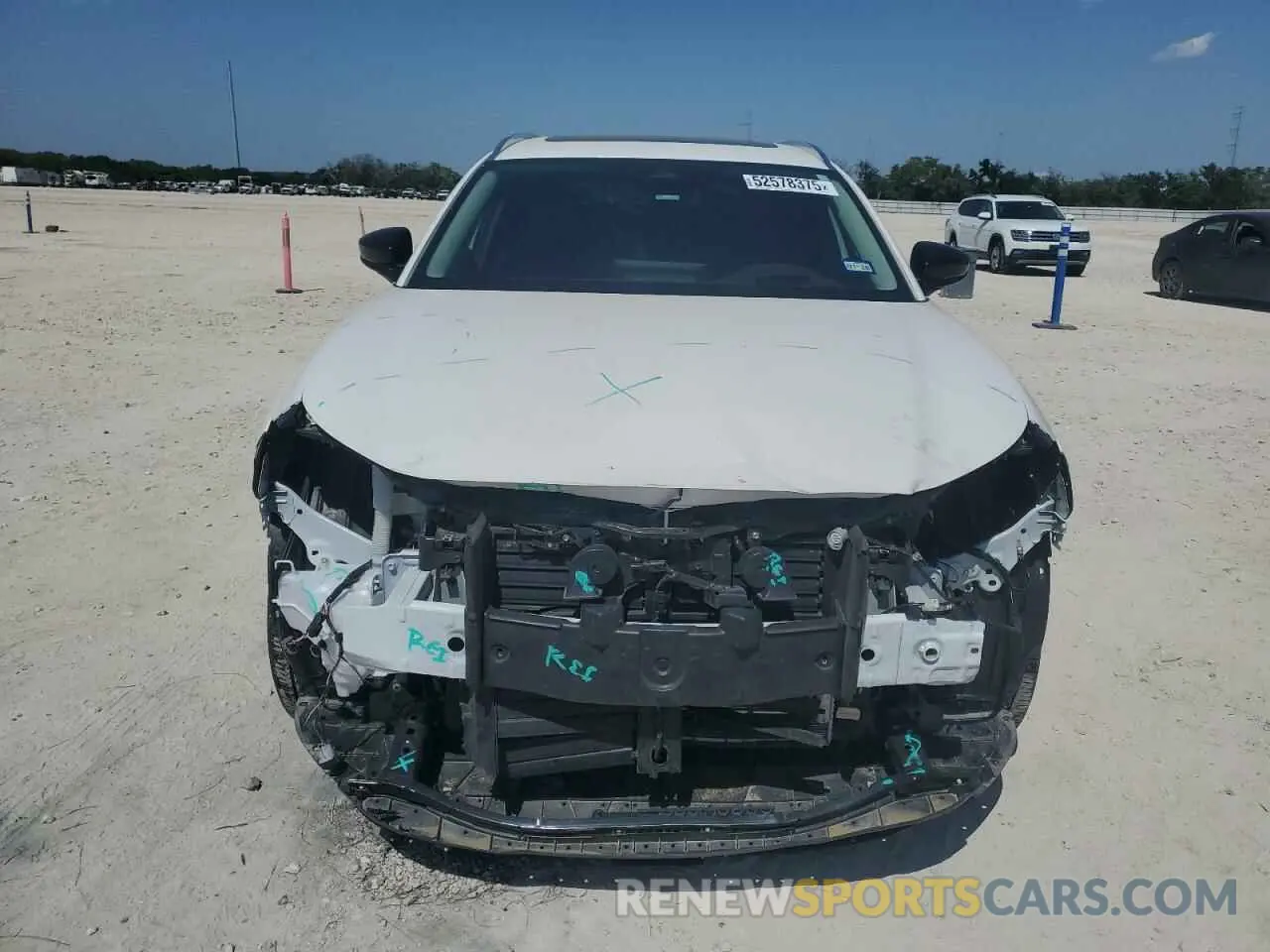 5 fotografías del automóvil dañado 3MVDMBEY3RM634041 MAZDA CX30 2024