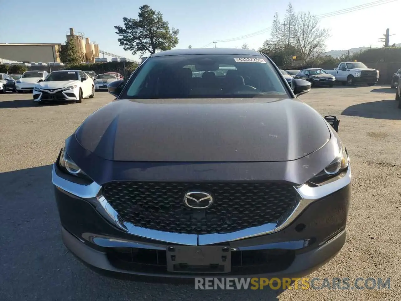 5 fotografías del automóvil dañado 3MVDMBAM5SM751984 MAZDA CX30 2025
