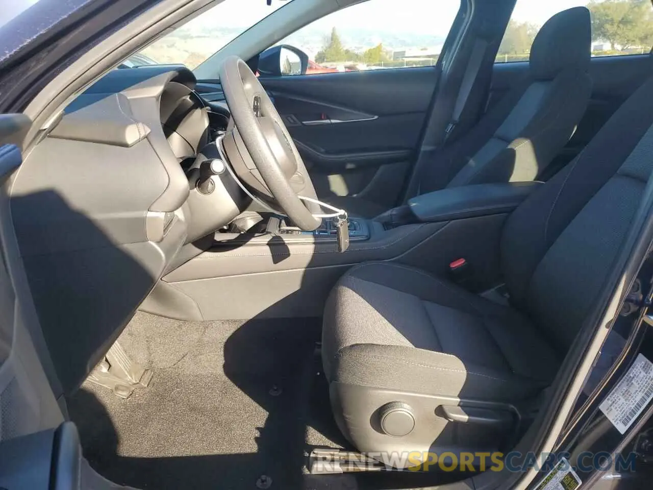 7 fotografías del automóvil dañado 3MVDMBAM5SM751984 MAZDA CX30 2025