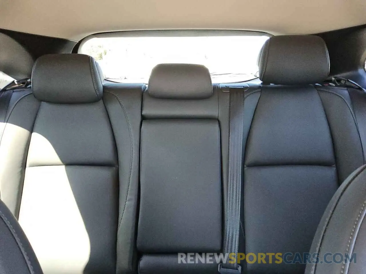 10 fotografías del automóvil dañado 3MVDMBBM5SM752633 MAZDA CX30 2025