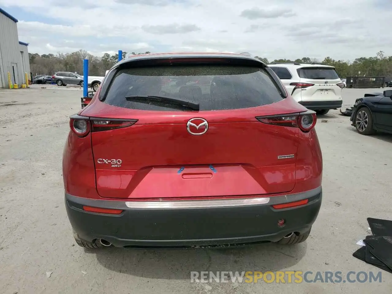 6 fotografías del automóvil dañado 3MVDMBCM0SM763683 MAZDA CX30 2025