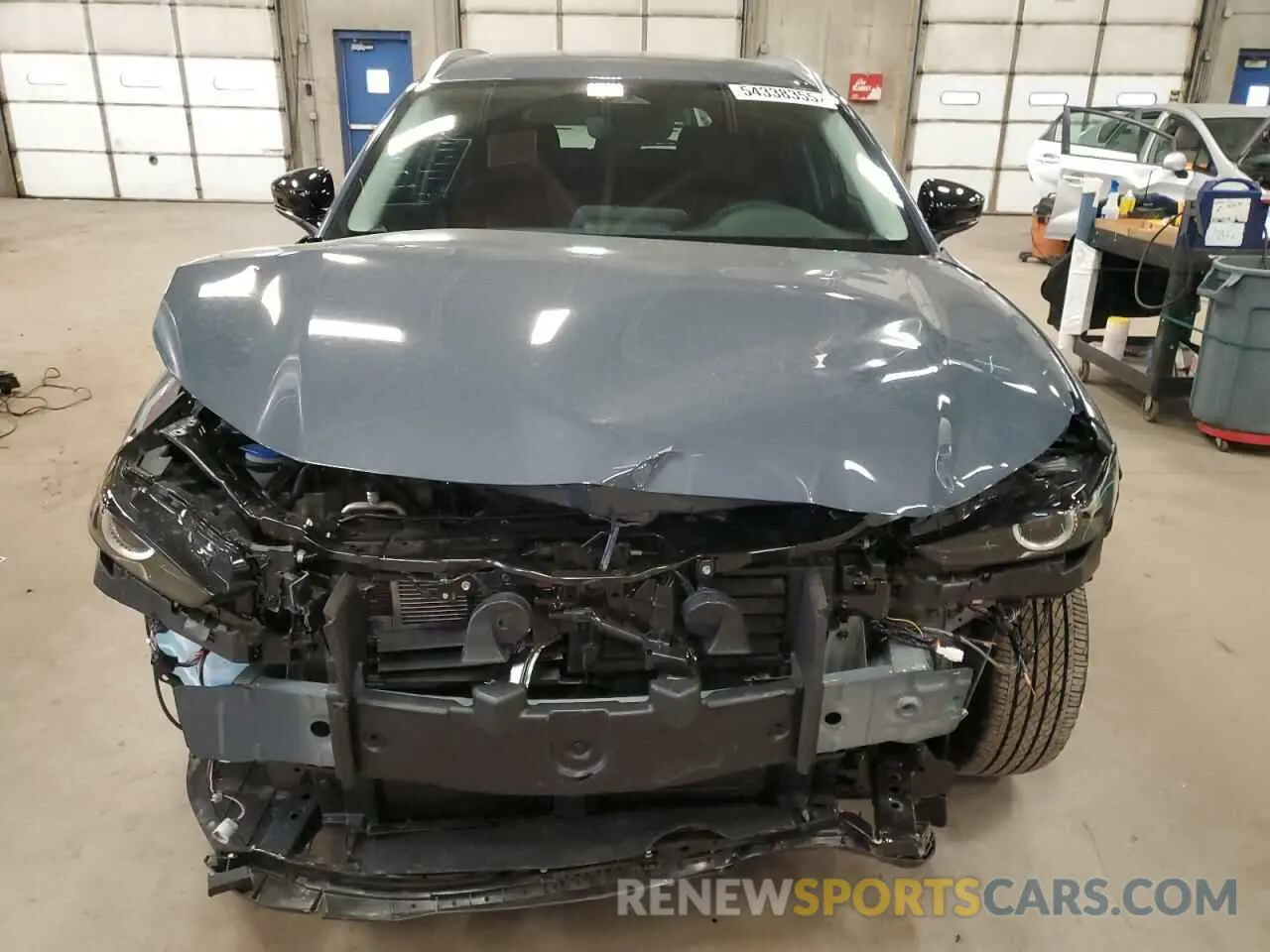 5 fotografías del automóvil dañado 3MVDMBCM3SM794376 MAZDA CX30 2025