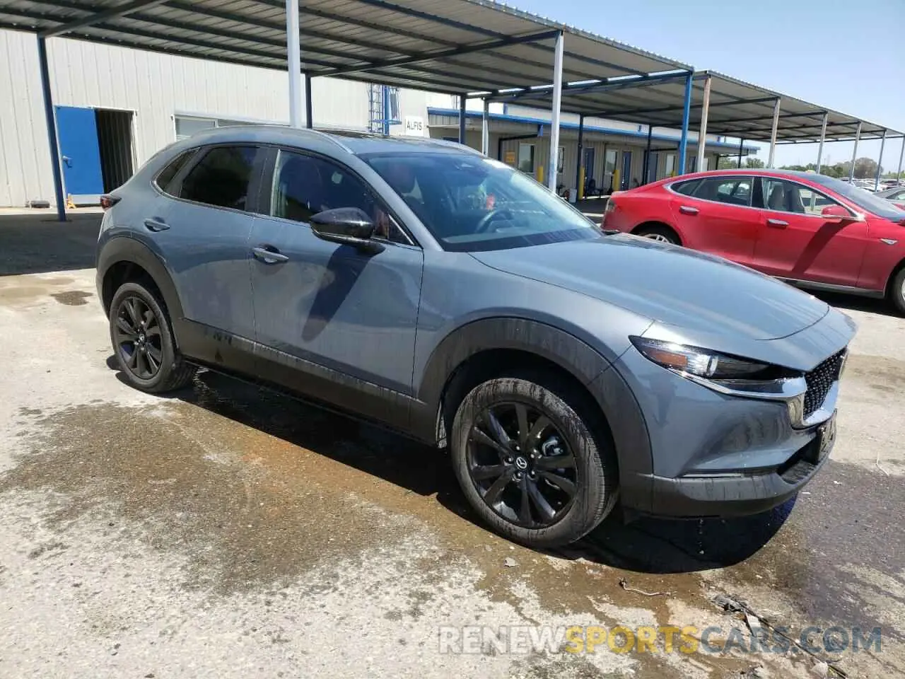 4 fotografías del automóvil dañado 3MVDMBCM9SM799677 MAZDA CX30 2025