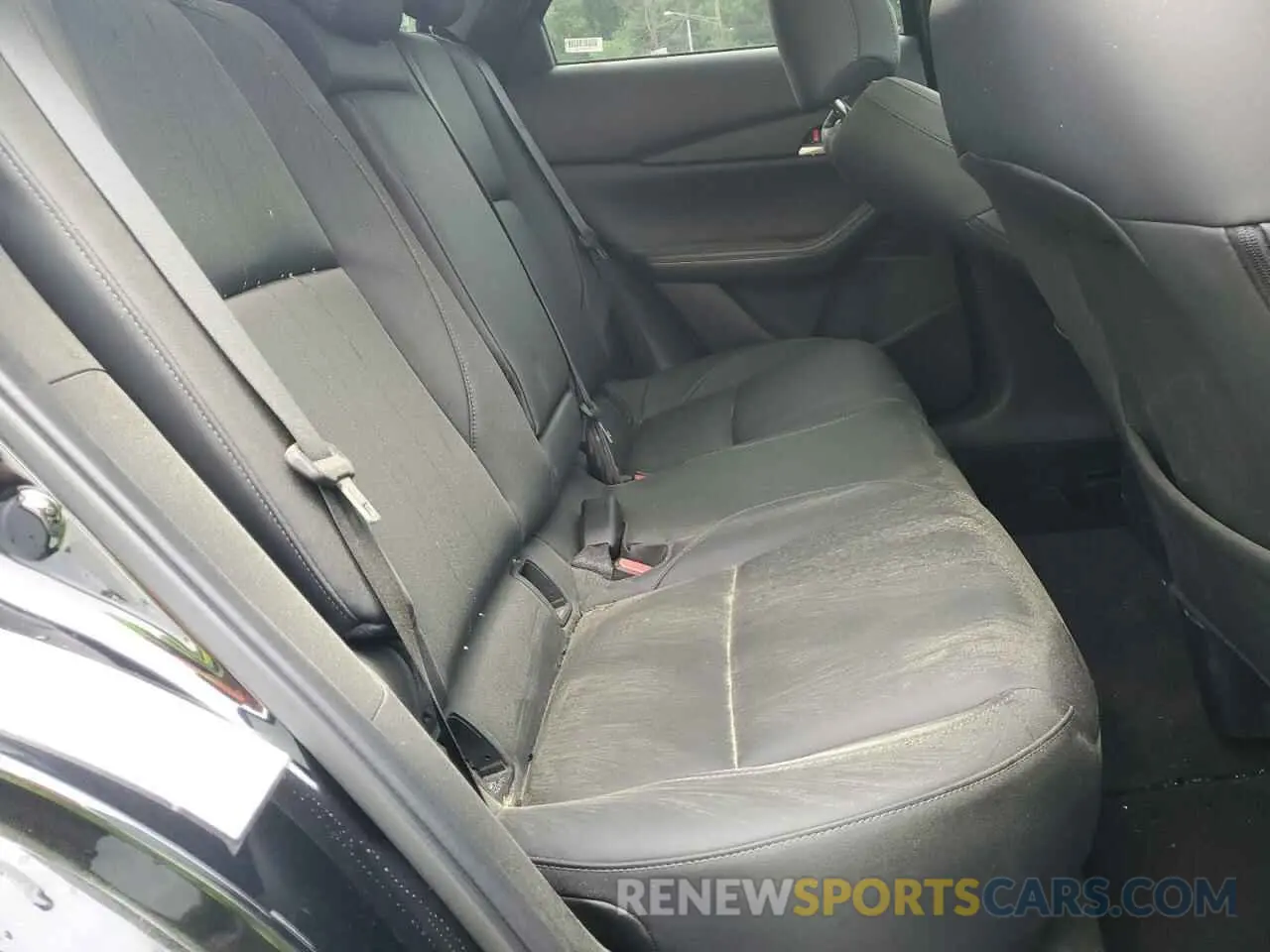 11 fotografías del automóvil dañado 3MVDMBCM9SM801668 MAZDA CX30 2025