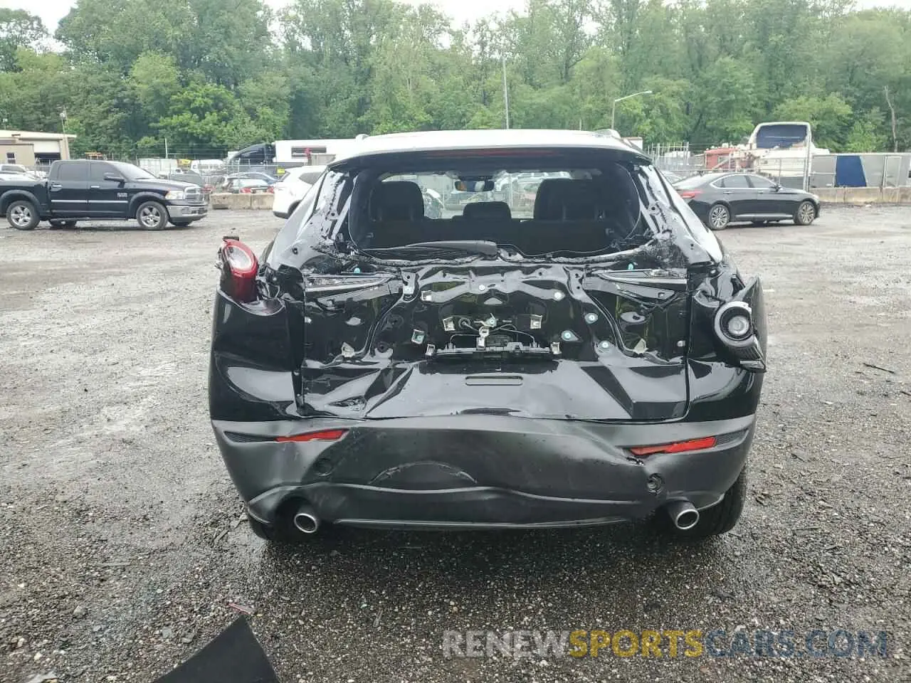 6 fotografías del automóvil dañado 3MVDMBCM9SM801668 MAZDA CX30 2025