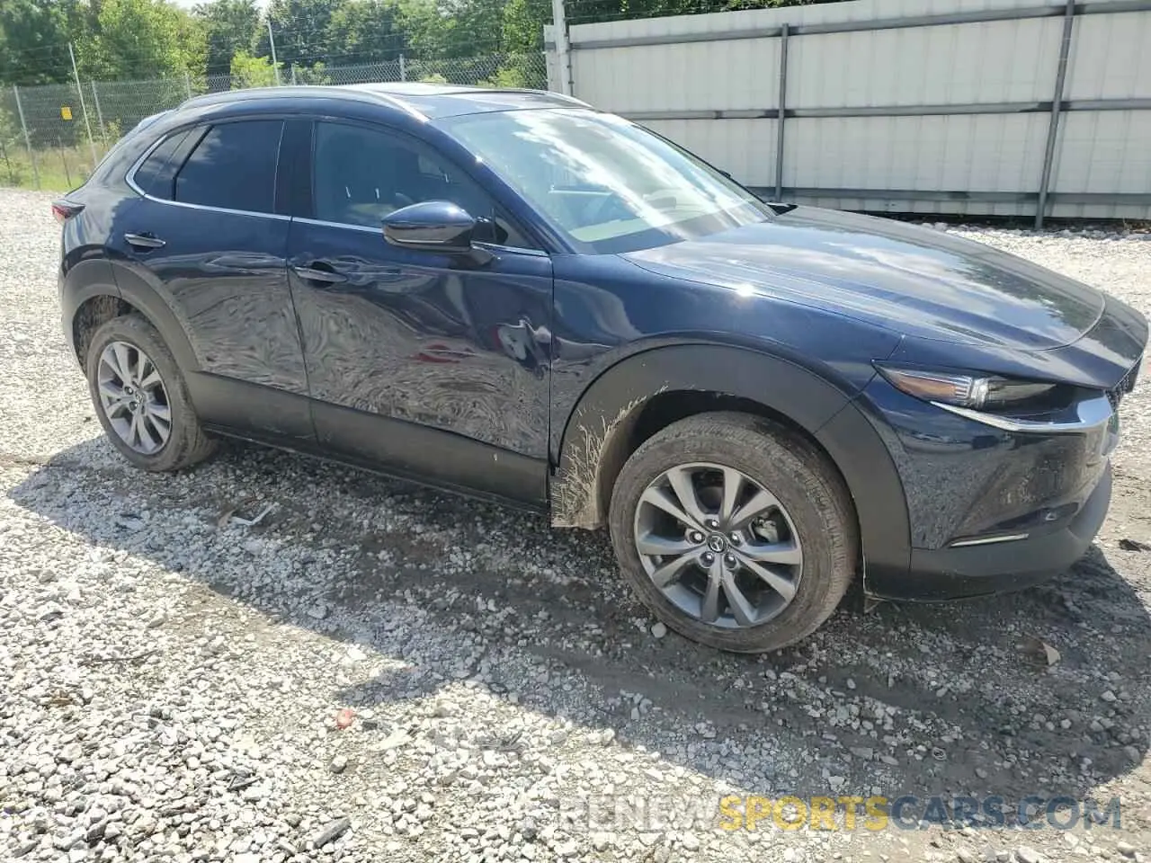 4 fotografías del automóvil dañado 3MVDMBDM3SM830422 MAZDA CX30 2025