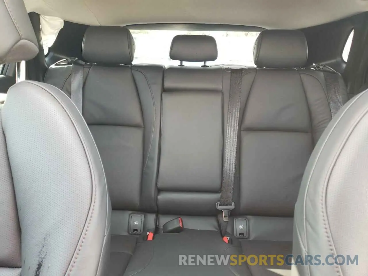 10 fotografías del automóvil dañado 3MVDMBDM6SM791678 MAZDA CX30 2025