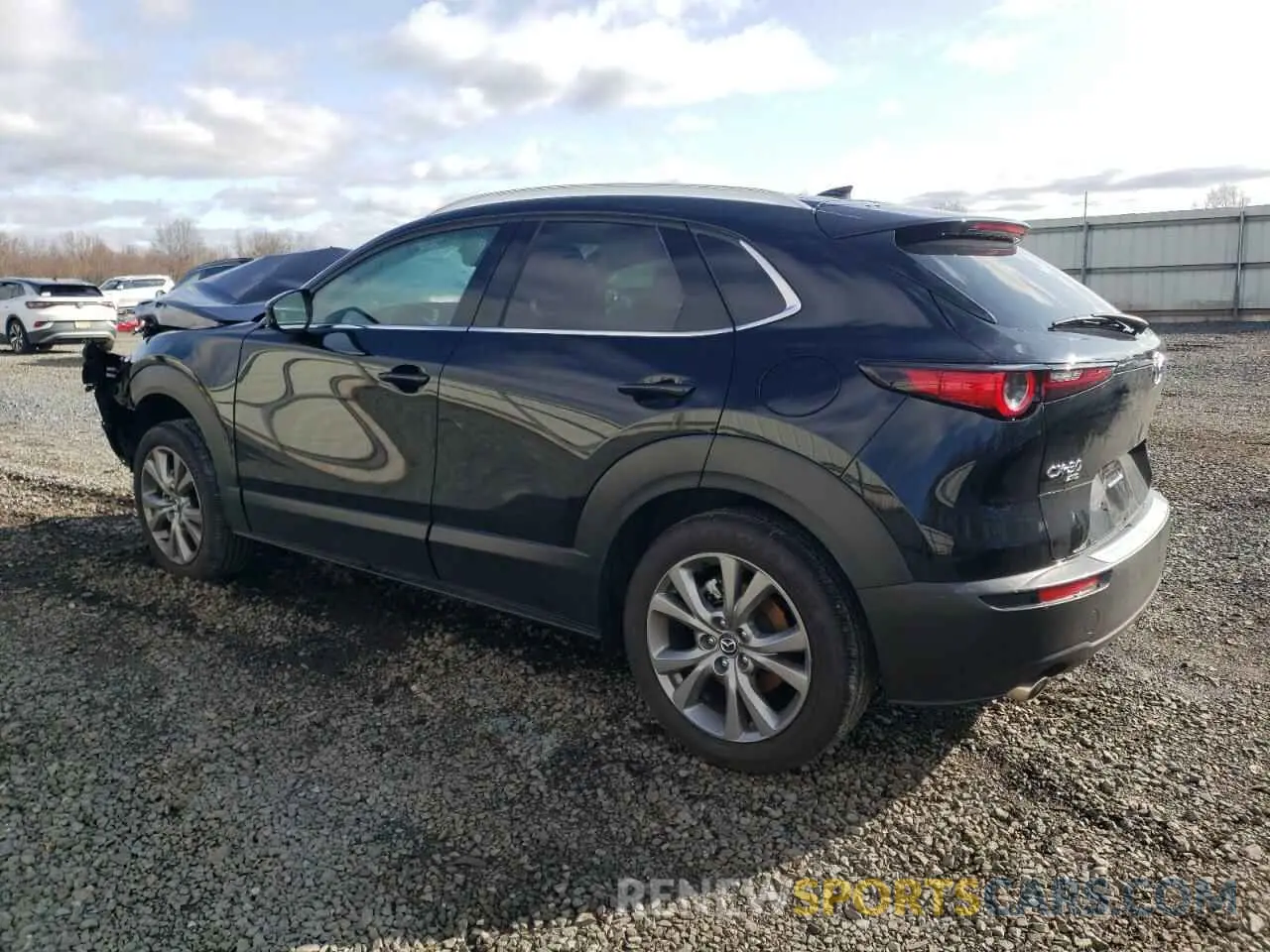 2 fotografías del automóvil dañado 3MVDMBDM6SM791678 MAZDA CX30 2025