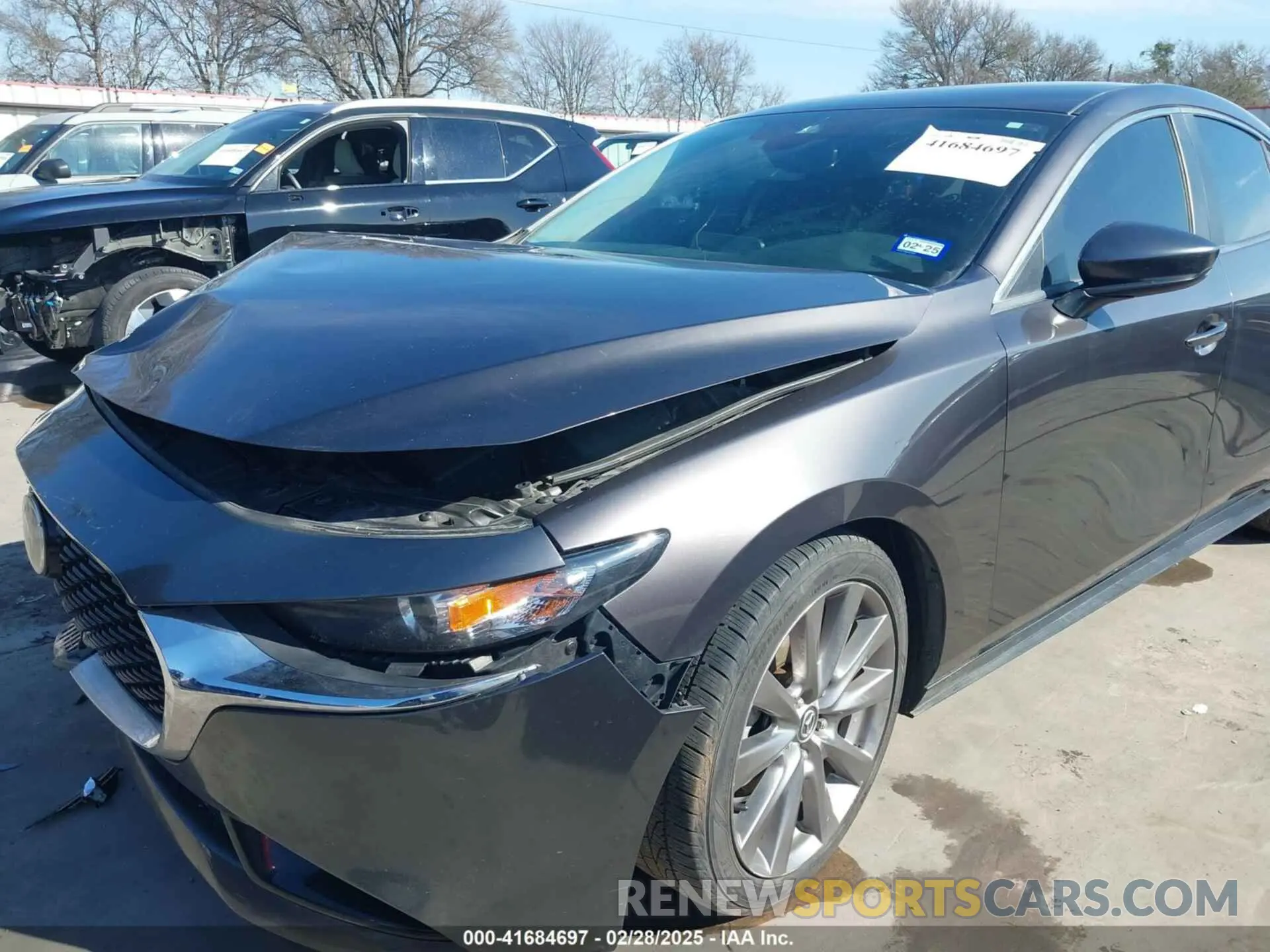 17 fotografías del automóvil dañado 3MZBPAAL0KM105508 MAZDA MAZDA3 2019