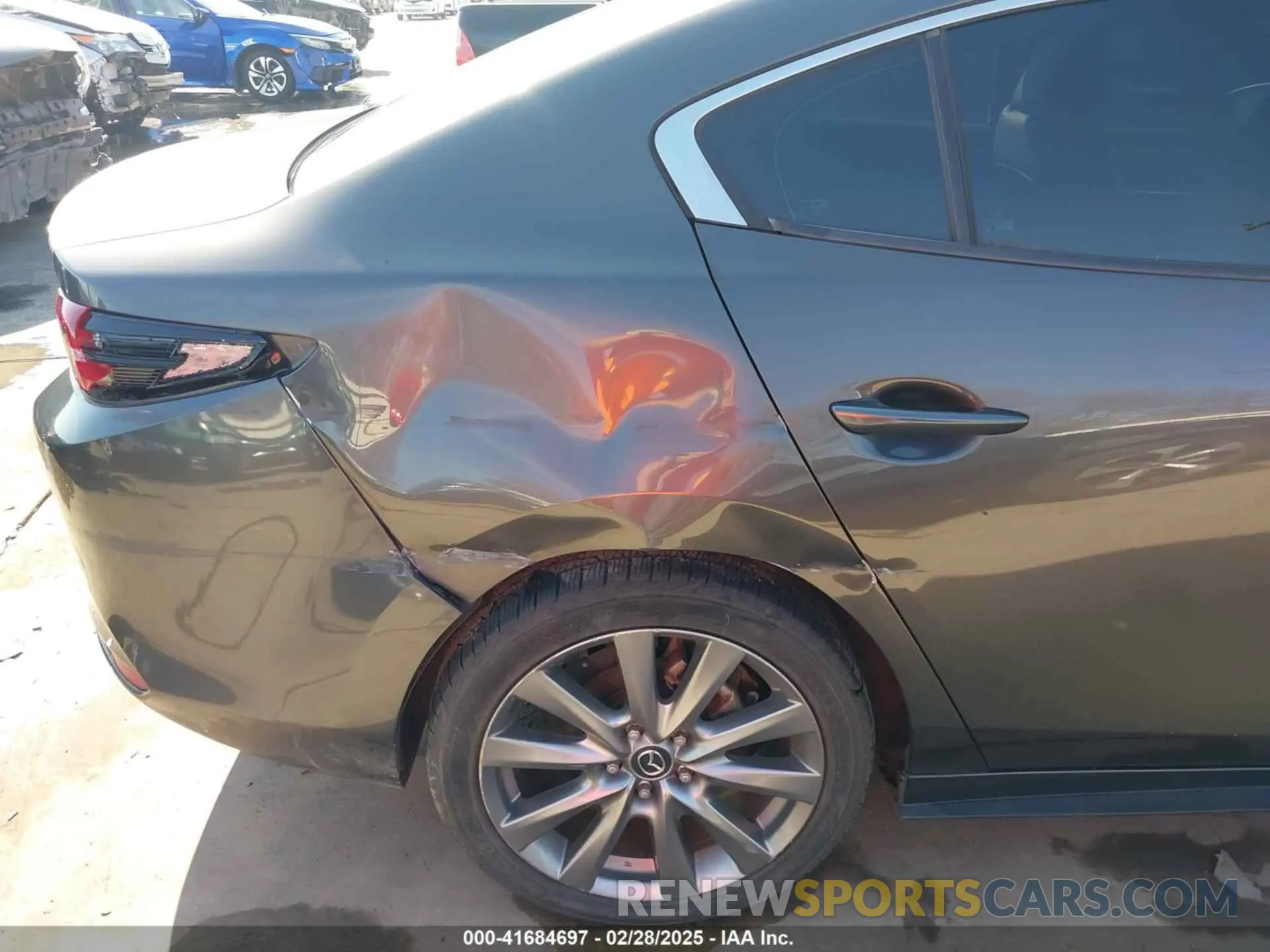 19 fotografías del automóvil dañado 3MZBPAAL0KM105508 MAZDA MAZDA3 2019