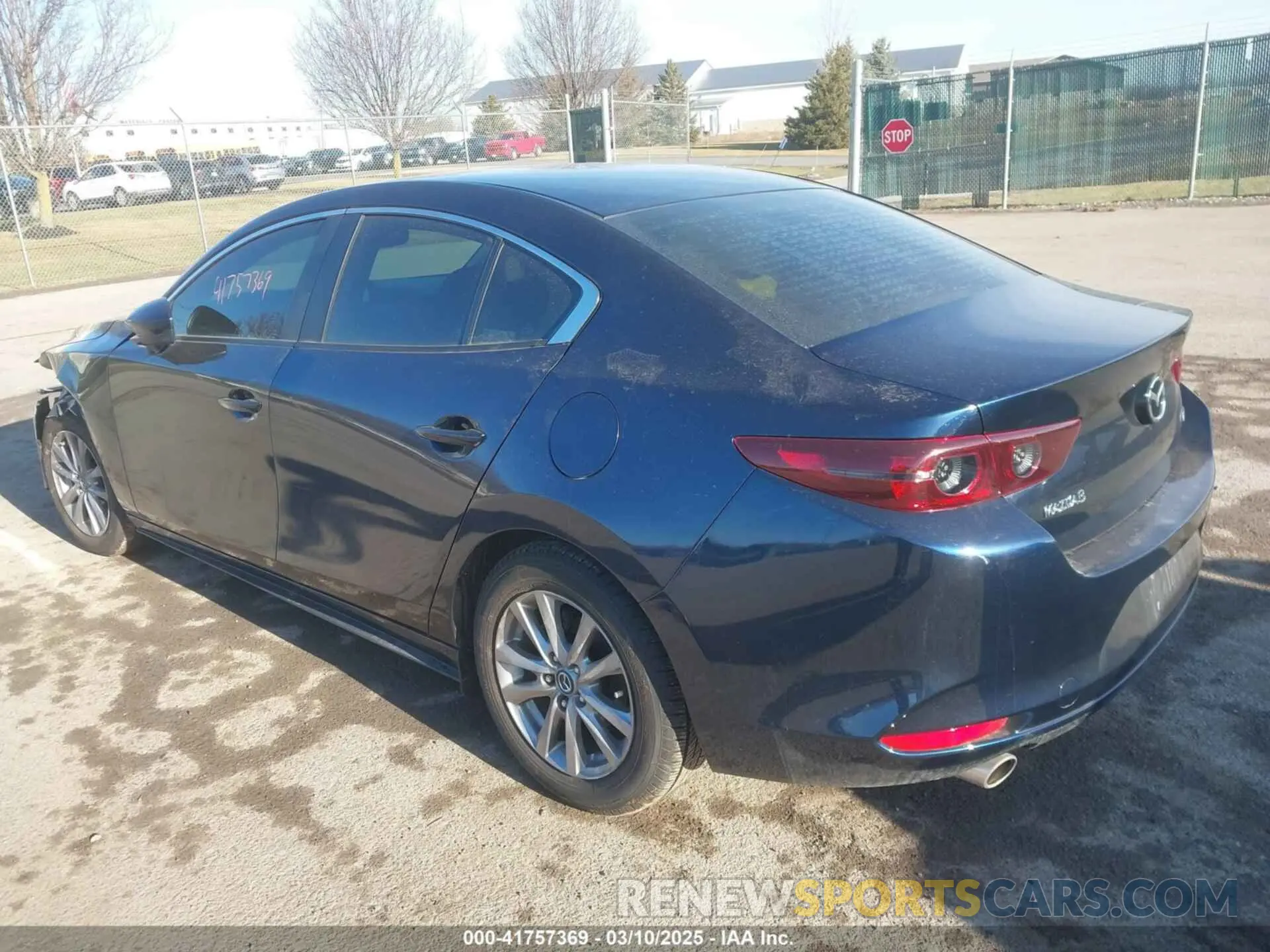 3 fotografías del automóvil dañado 3MZBPABL5KM113750 MAZDA MAZDA3 2019