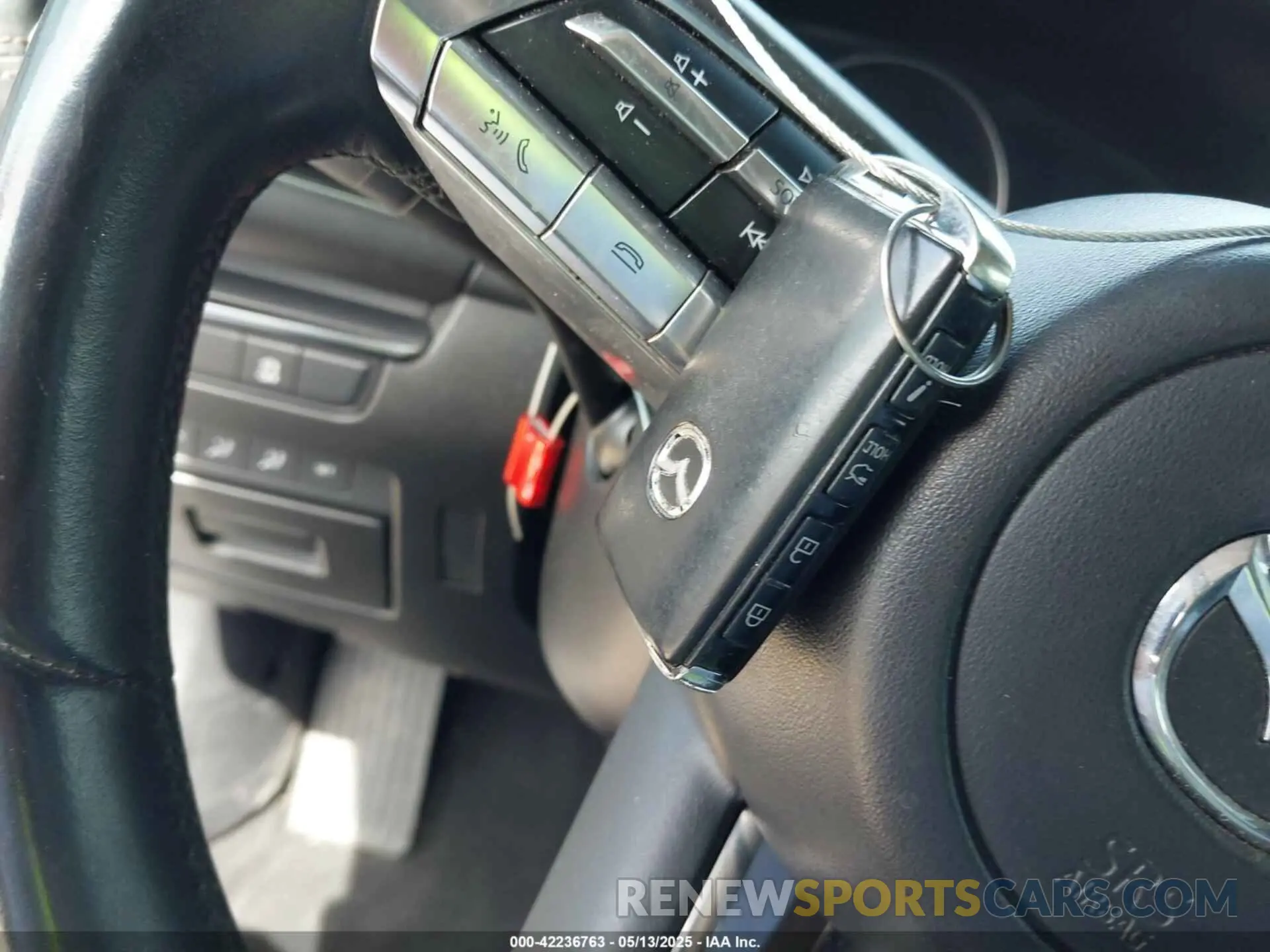 11 fotografías del automóvil dañado 3MZBPADL3KM110892 MAZDA MAZDA3 2019