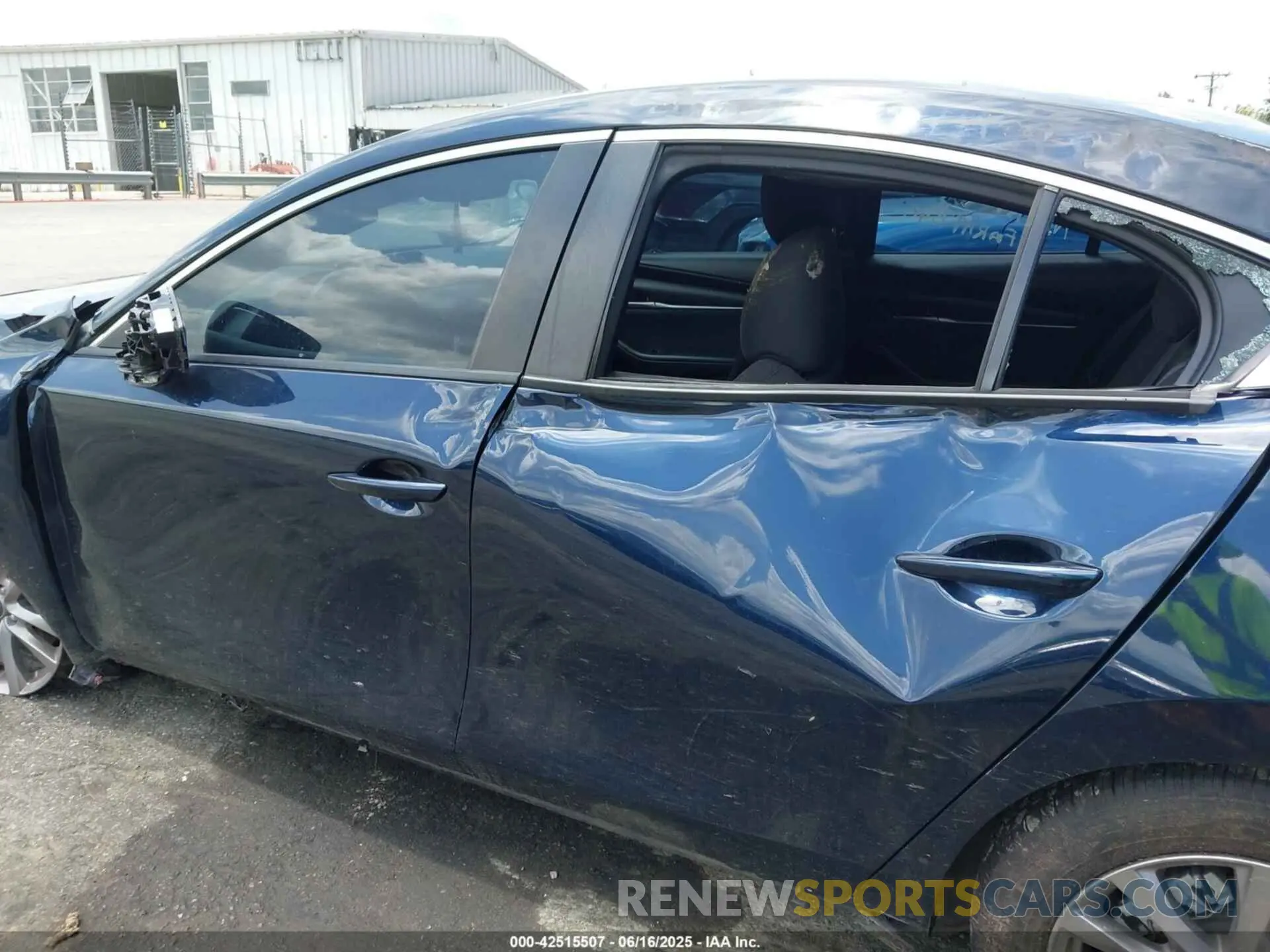 14 fotografías del automóvil dañado JM1BPABL3K1107896 MAZDA MAZDA3 2019