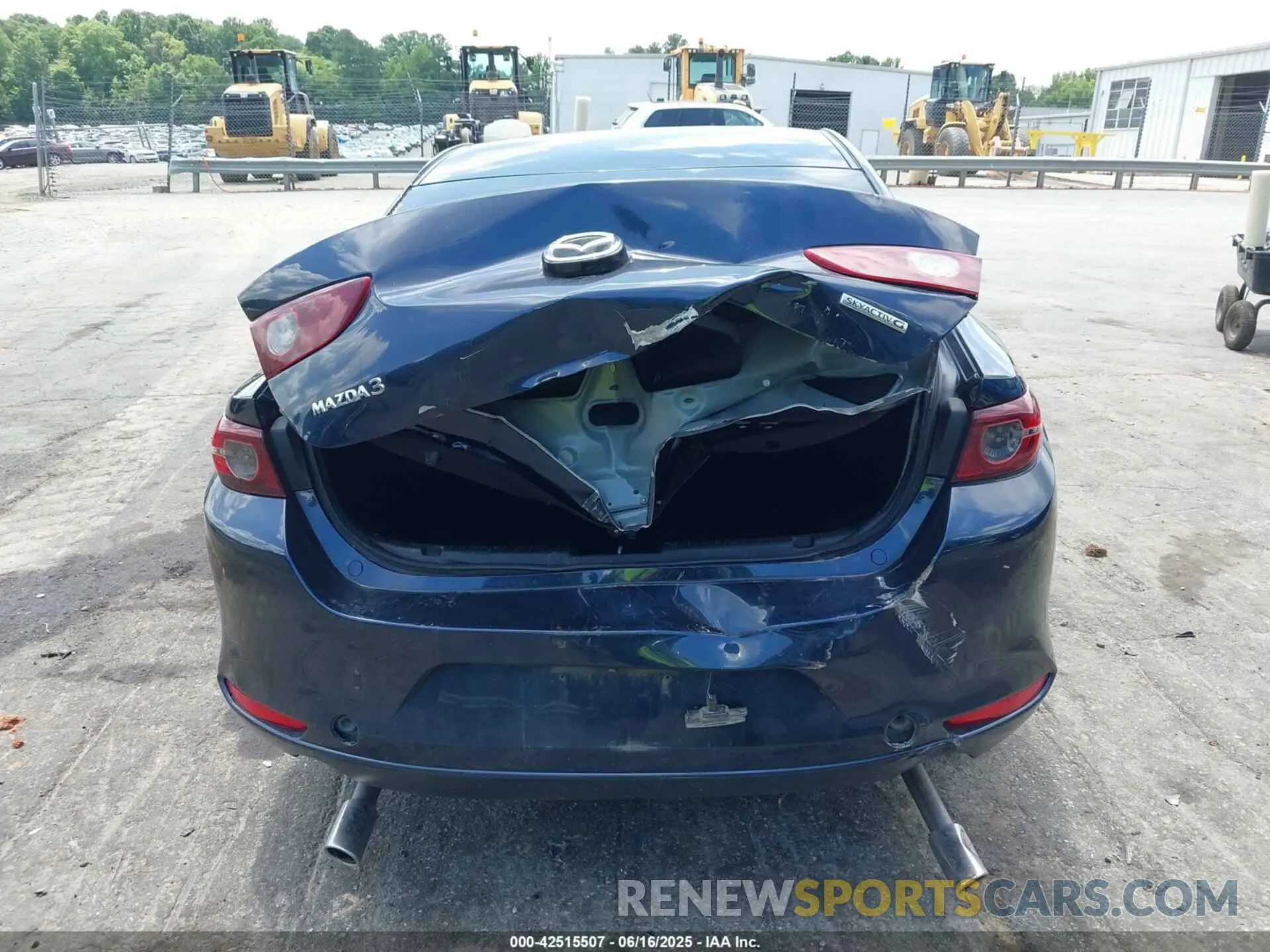 16 fotografías del automóvil dañado JM1BPABL3K1107896 MAZDA MAZDA3 2019