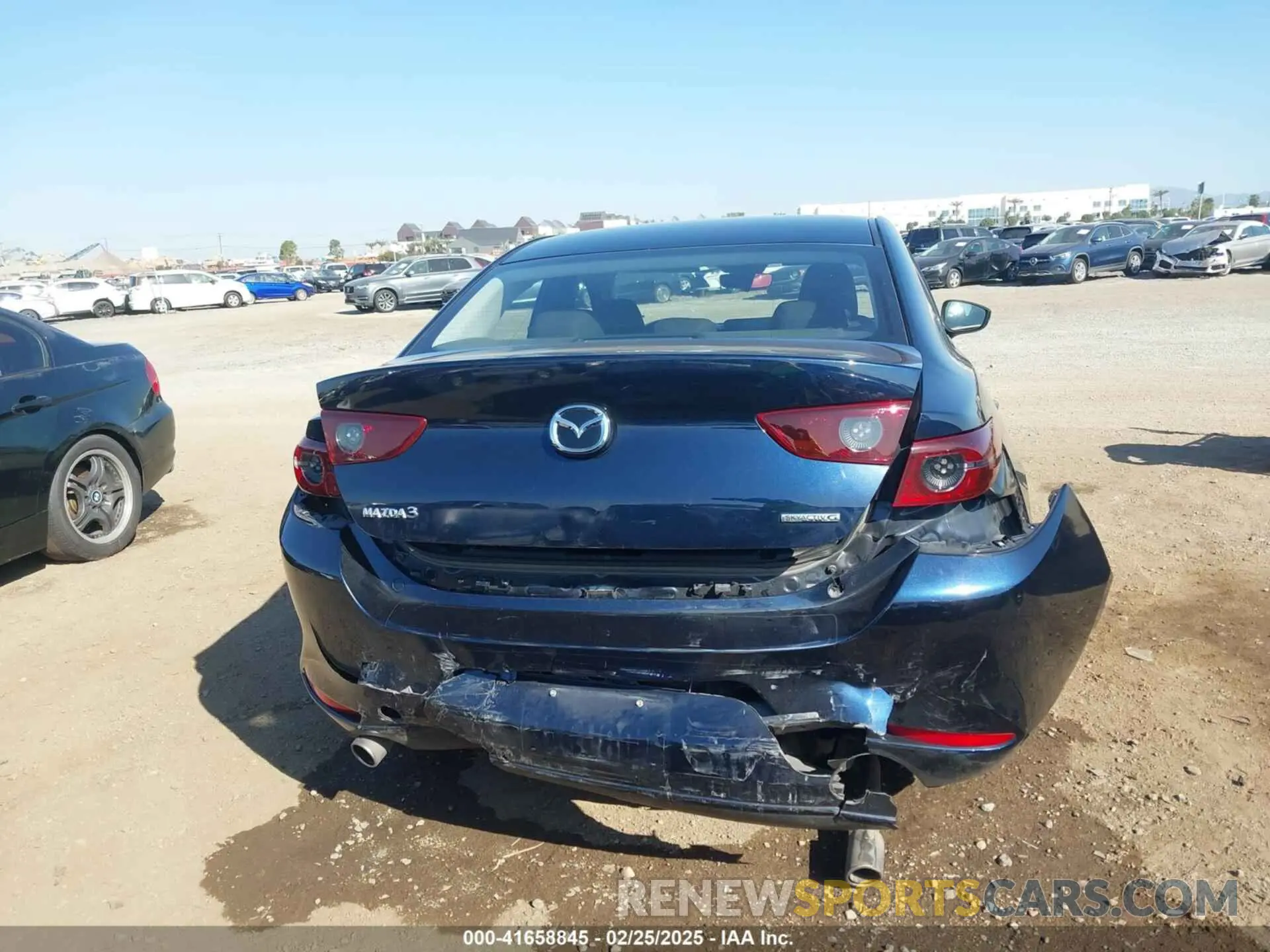 16 fotografías del automóvil dañado JM1BPABL8K1109756 MAZDA MAZDA3 2019