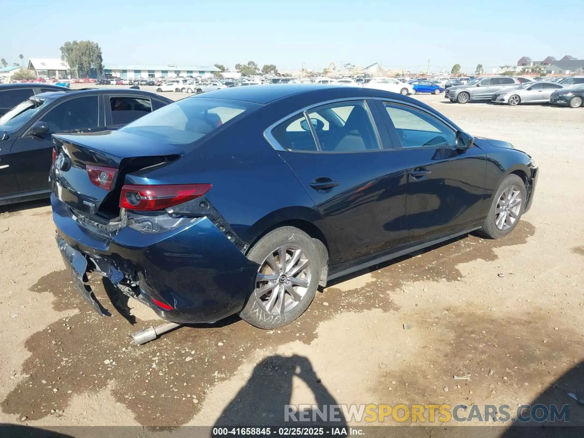 4 fotografías del automóvil dañado JM1BPABL8K1109756 MAZDA MAZDA3 2019