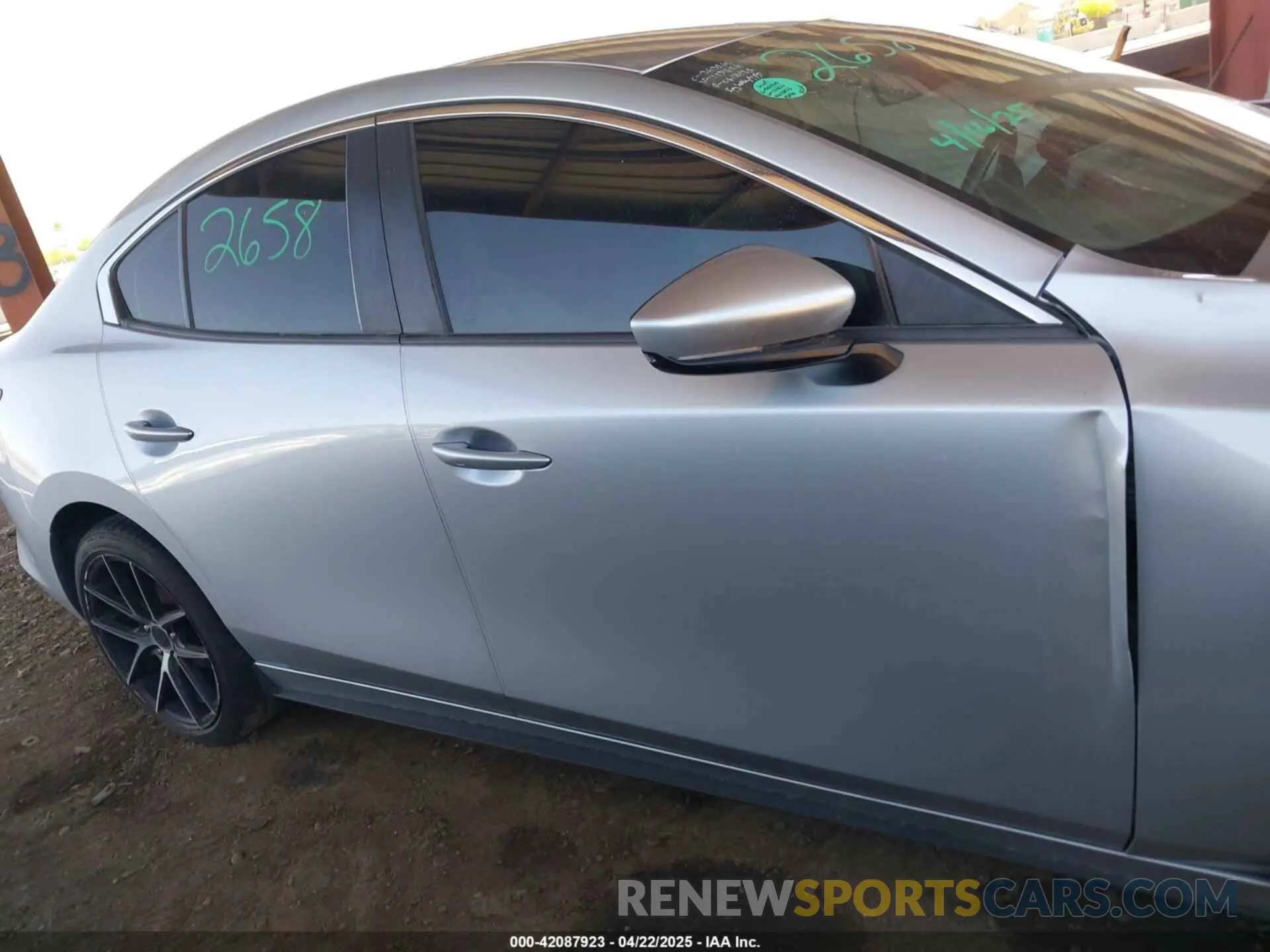 13 fotografías del automóvil dañado JM1BPACL5K1113424 MAZDA MAZDA3 2019