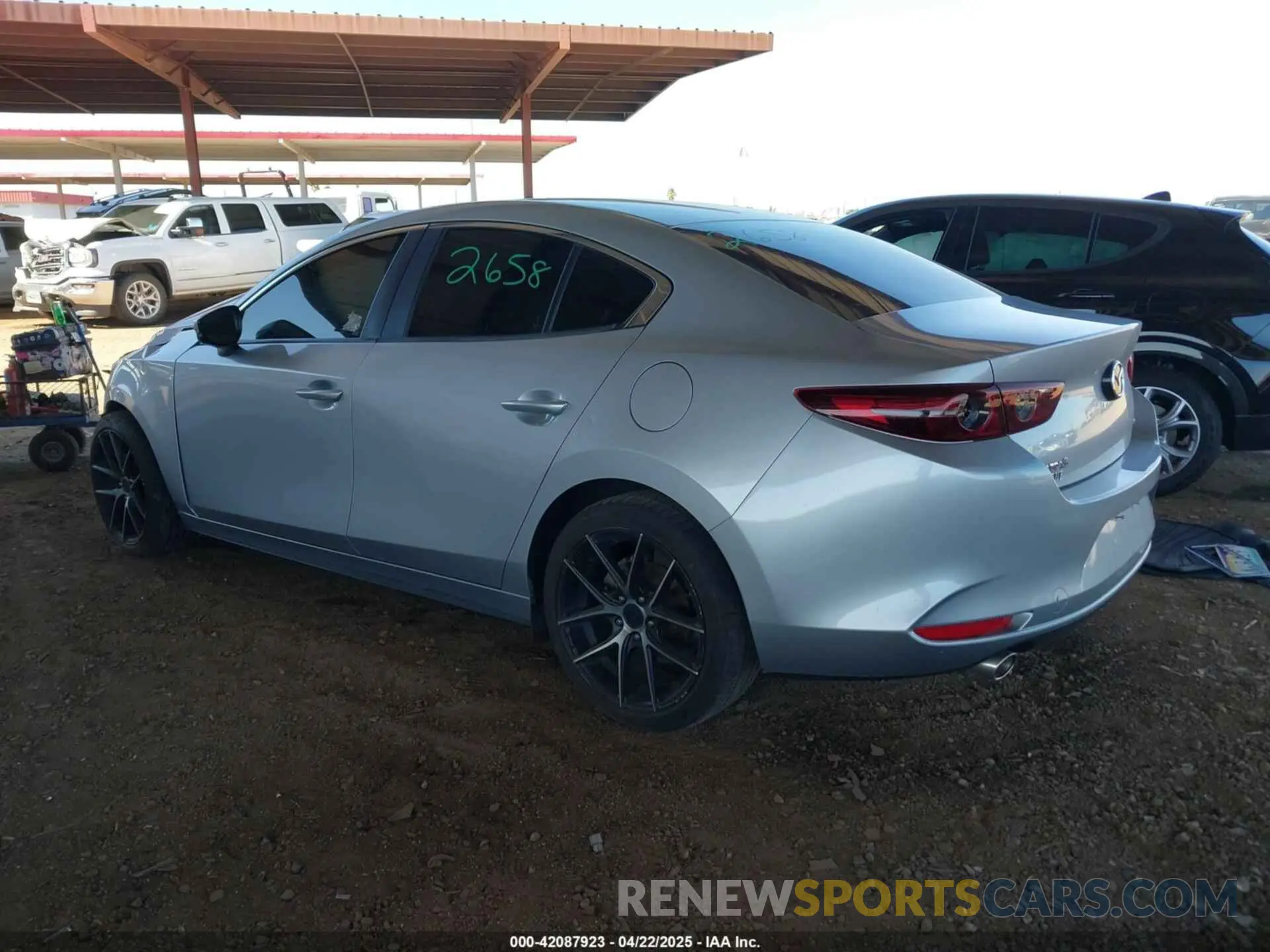 3 fotografías del automóvil dañado JM1BPACL5K1113424 MAZDA MAZDA3 2019