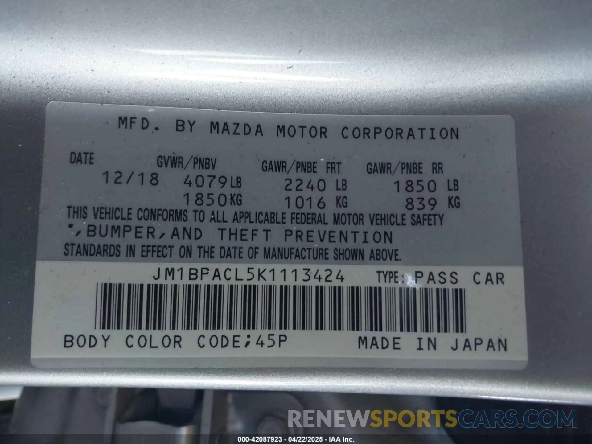 9 fotografías del automóvil dañado JM1BPACL5K1113424 MAZDA MAZDA3 2019