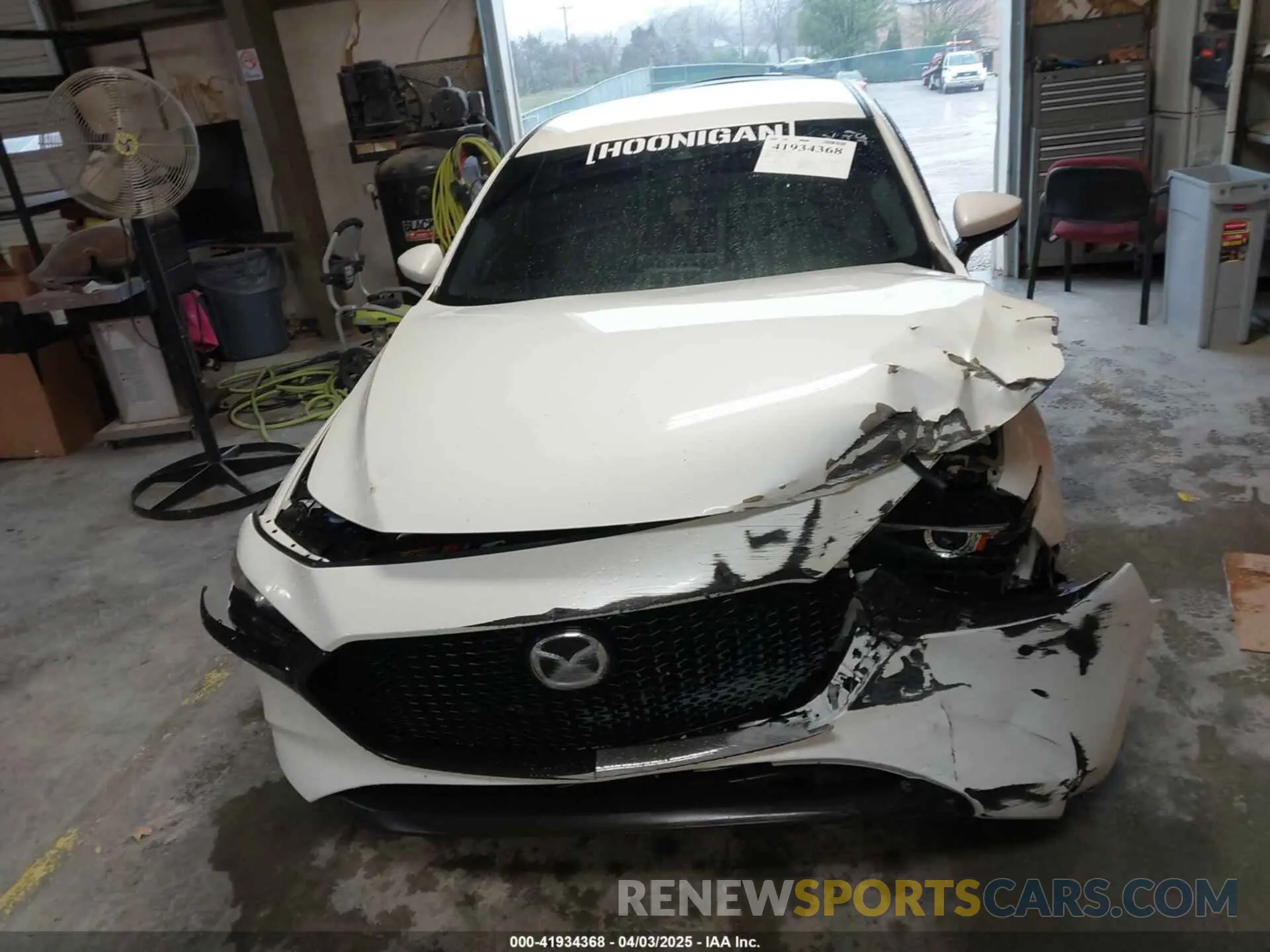 11 fotografías del automóvil dañado JM1BPAJM0K1120549 MAZDA MAZDA3 2019