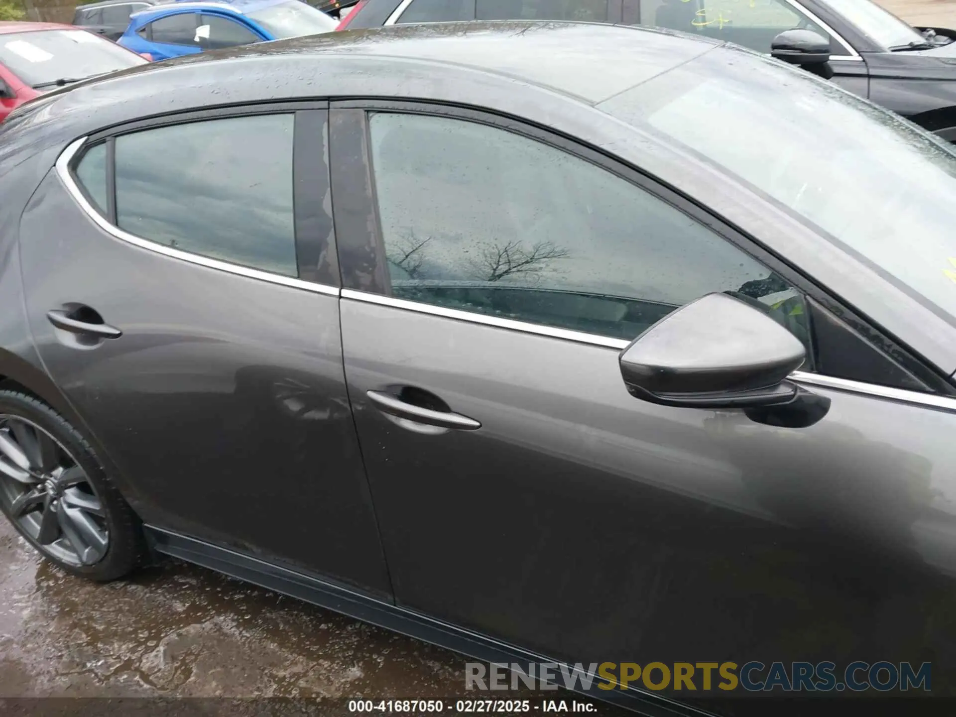 13 fotografías del automóvil dañado JM1BPAJM8K1133405 MAZDA MAZDA3 2019