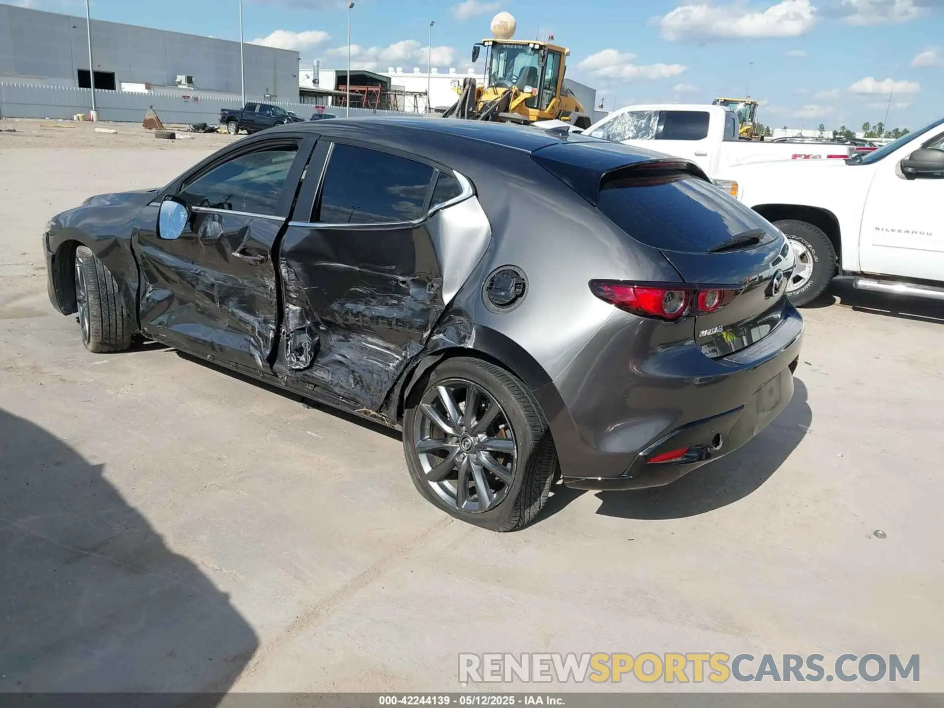 3 fotografías del automóvil dañado JM1BPAMM2K1119687 MAZDA MAZDA3 2019