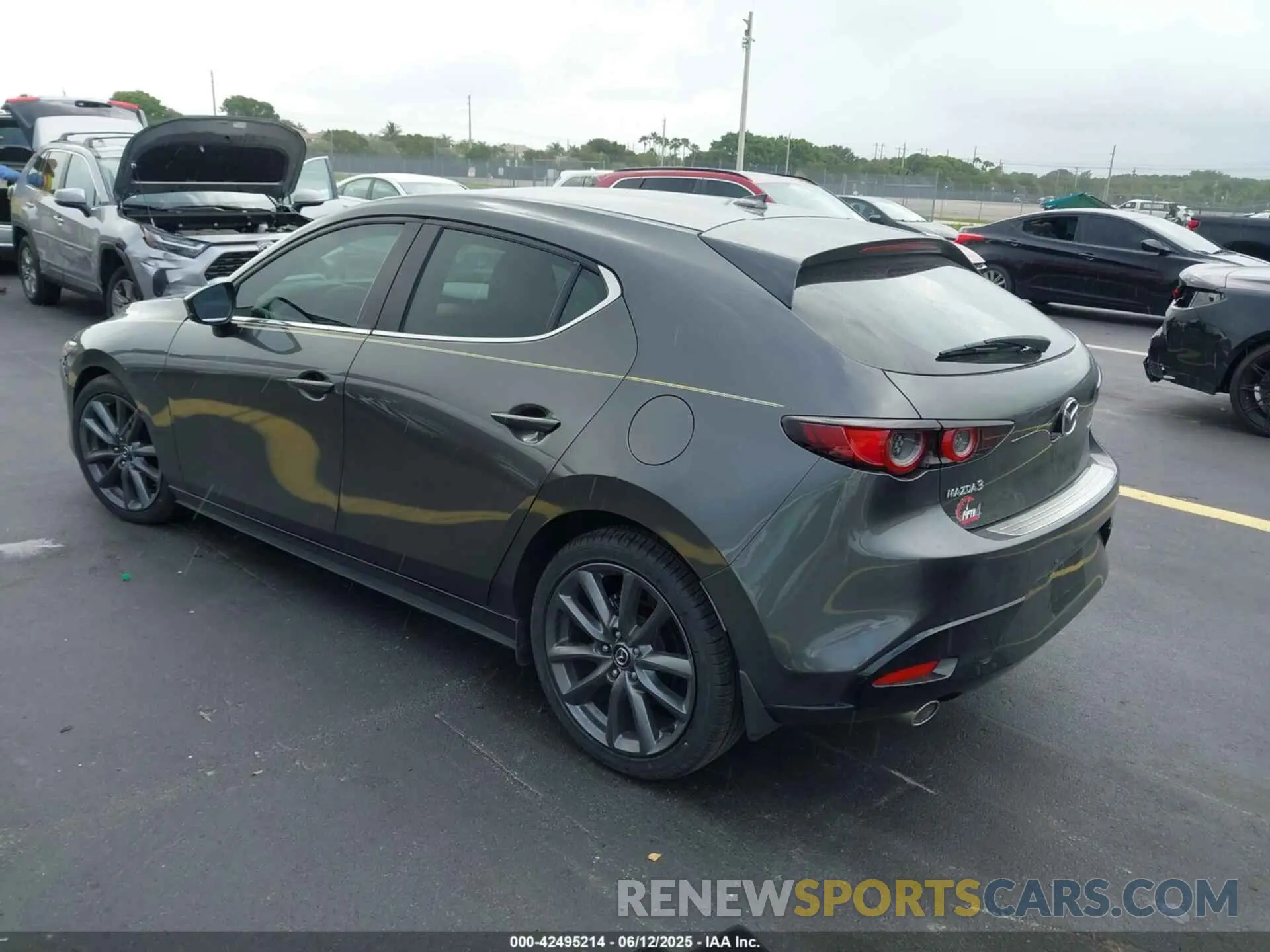 3 fotografías del automóvil dañado JM1BPANM3K1140563 MAZDA MAZDA3 2019
