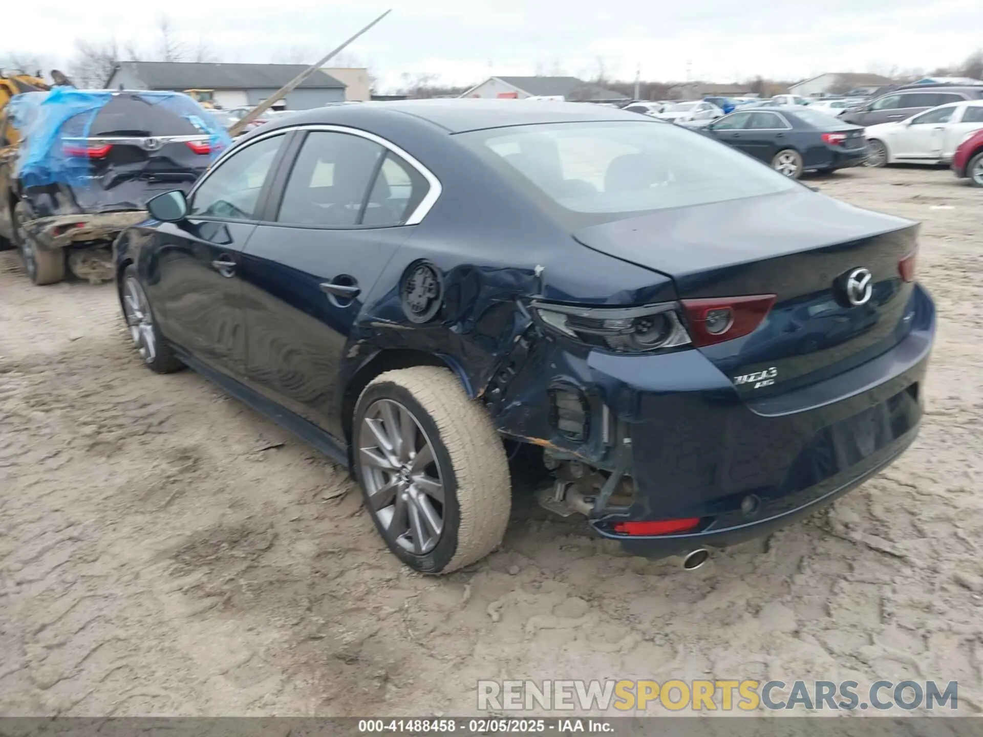 3 fotografías del automóvil dañado JM1BPBAM4K1138400 MAZDA MAZDA3 2019