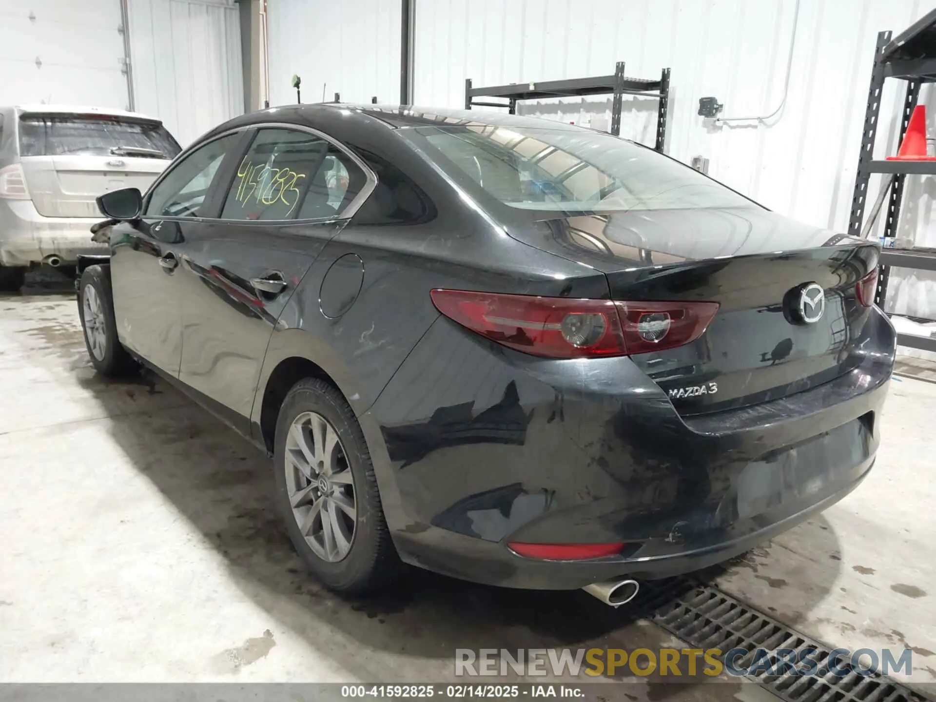 3 fotografías del automóvil dañado 3MZBPABL5LM130436 MAZDA MAZDA3 2020