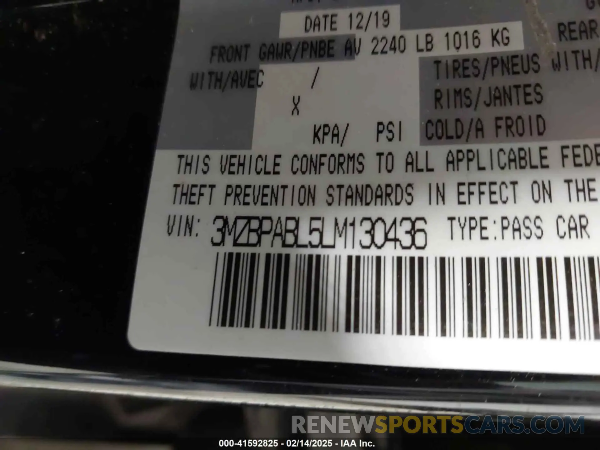 9 fotografías del automóvil dañado 3MZBPABL5LM130436 MAZDA MAZDA3 2020