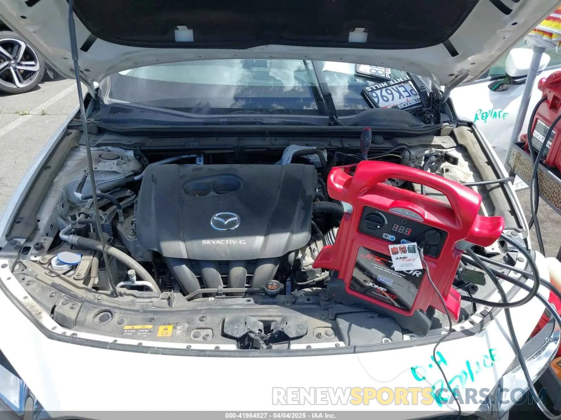 10 fotografías del automóvil dañado 3MZBPACL2LM126567 MAZDA MAZDA3 2020