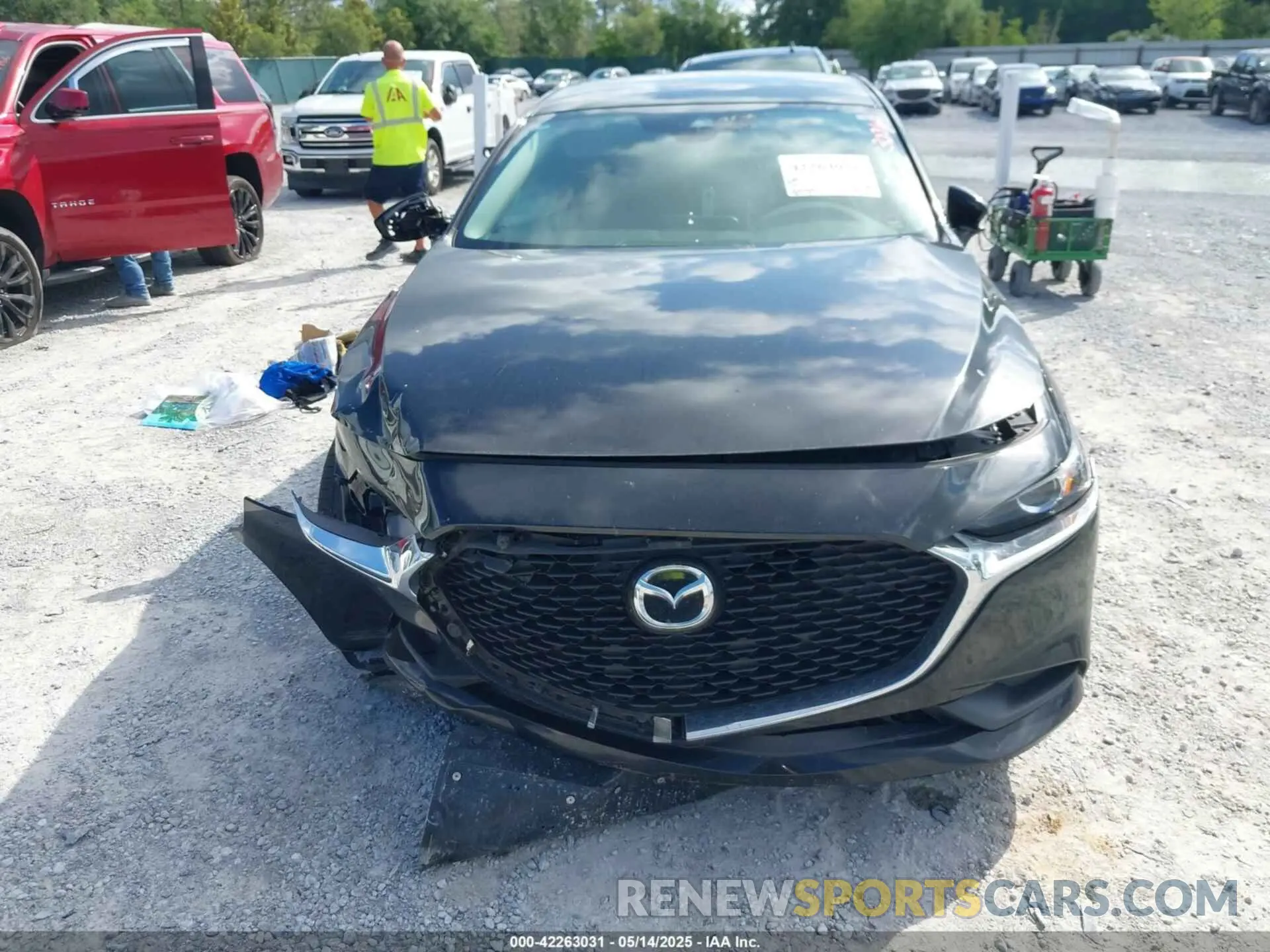 13 fotografías del automóvil dañado 3MZBPACL5LM135148 MAZDA MAZDA3 2020