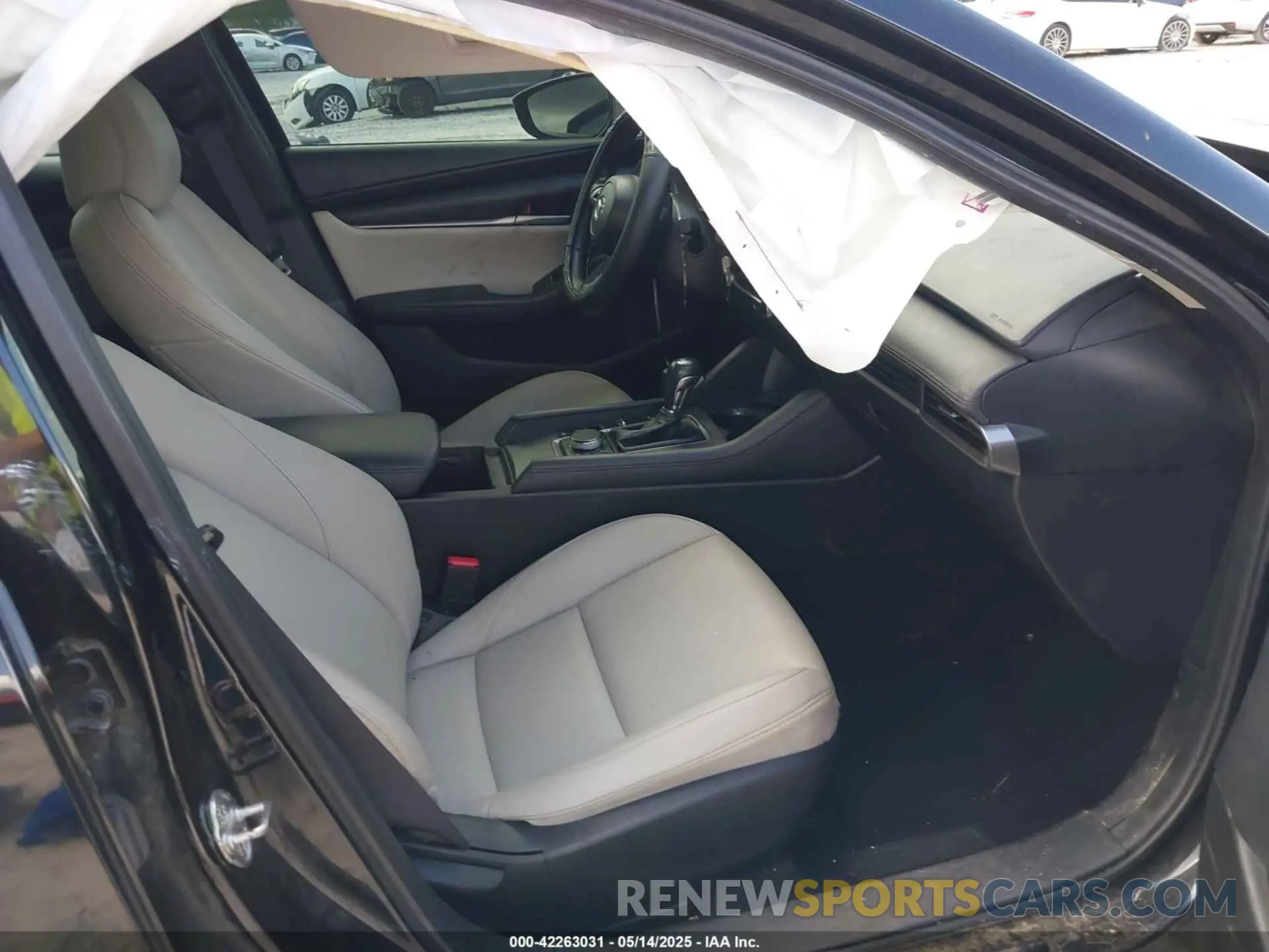 5 fotografías del automóvil dañado 3MZBPACL5LM135148 MAZDA MAZDA3 2020