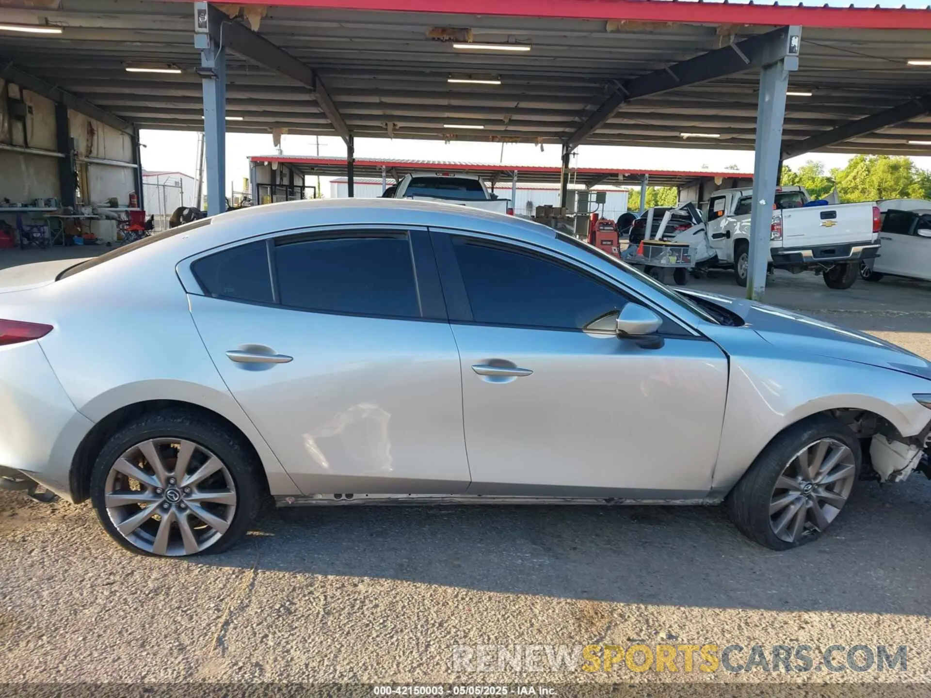 13 fotografías del automóvil dañado 3MZBPACL6LM133425 MAZDA MAZDA3 2020