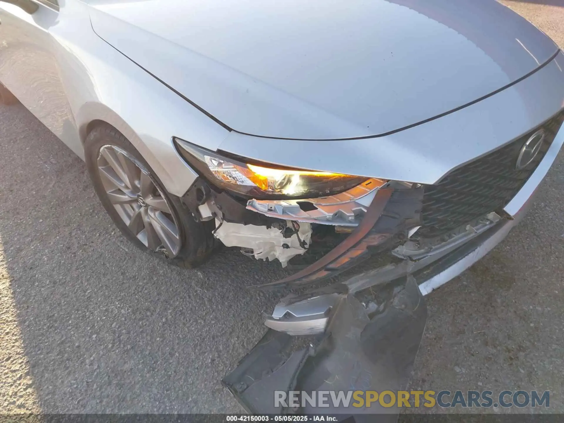 6 fotografías del automóvil dañado 3MZBPACL6LM133425 MAZDA MAZDA3 2020