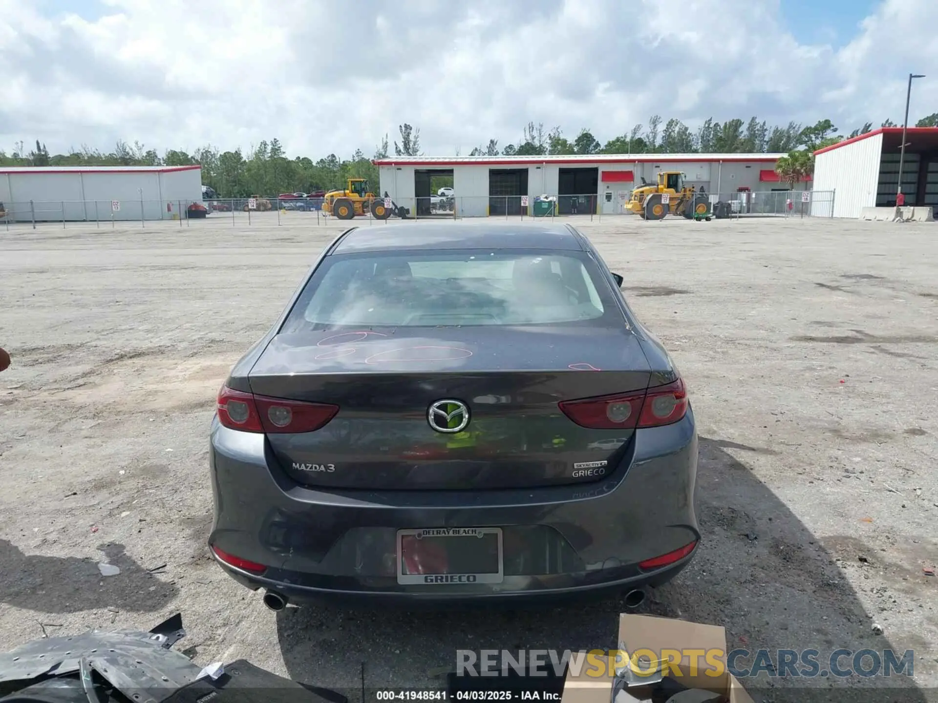 16 fotografías del automóvil dañado 3MZBPACL9LM127098 MAZDA MAZDA3 2020