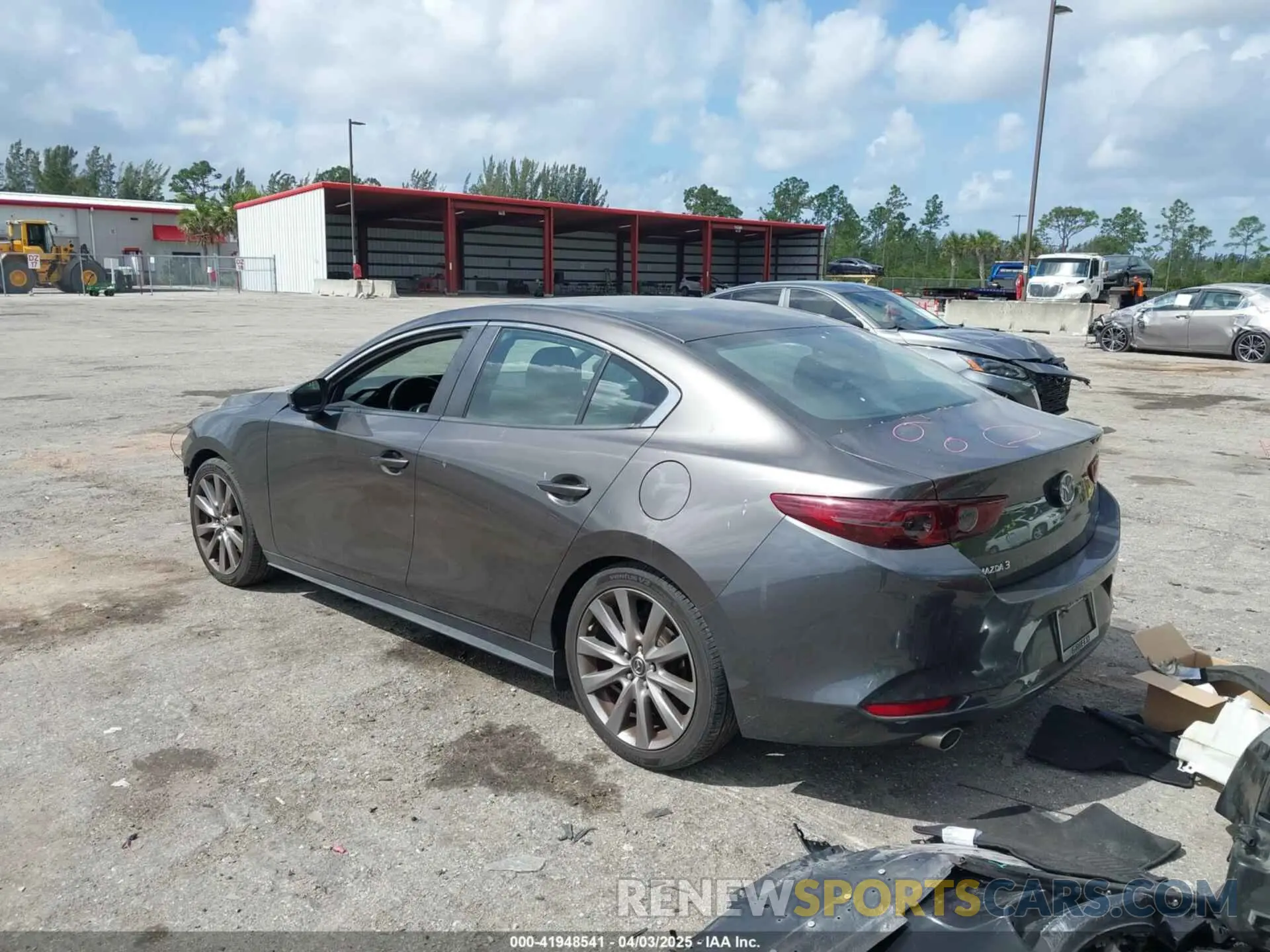 3 fotografías del automóvil dañado 3MZBPACL9LM127098 MAZDA MAZDA3 2020