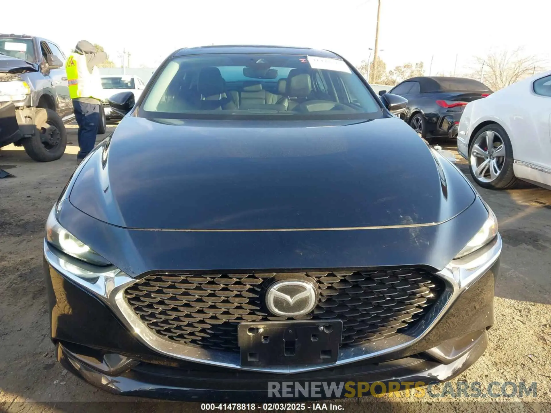 13 fotografías del automóvil dañado 3MZBPAEM2LM124405 MAZDA MAZDA3 2020
