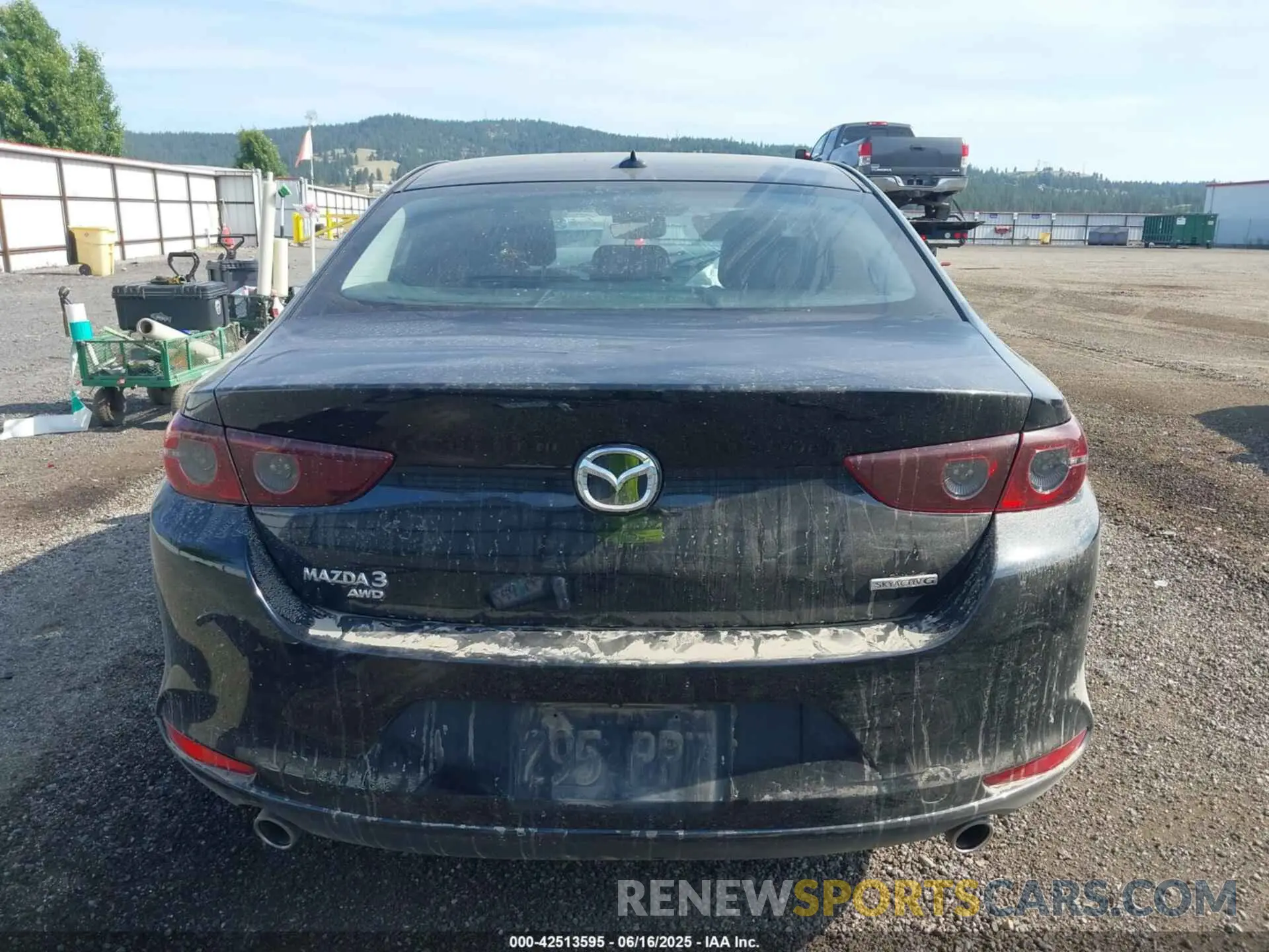 16 fotografías del automóvil dañado 3MZBPBDM2LM133399 MAZDA MAZDA3 2020