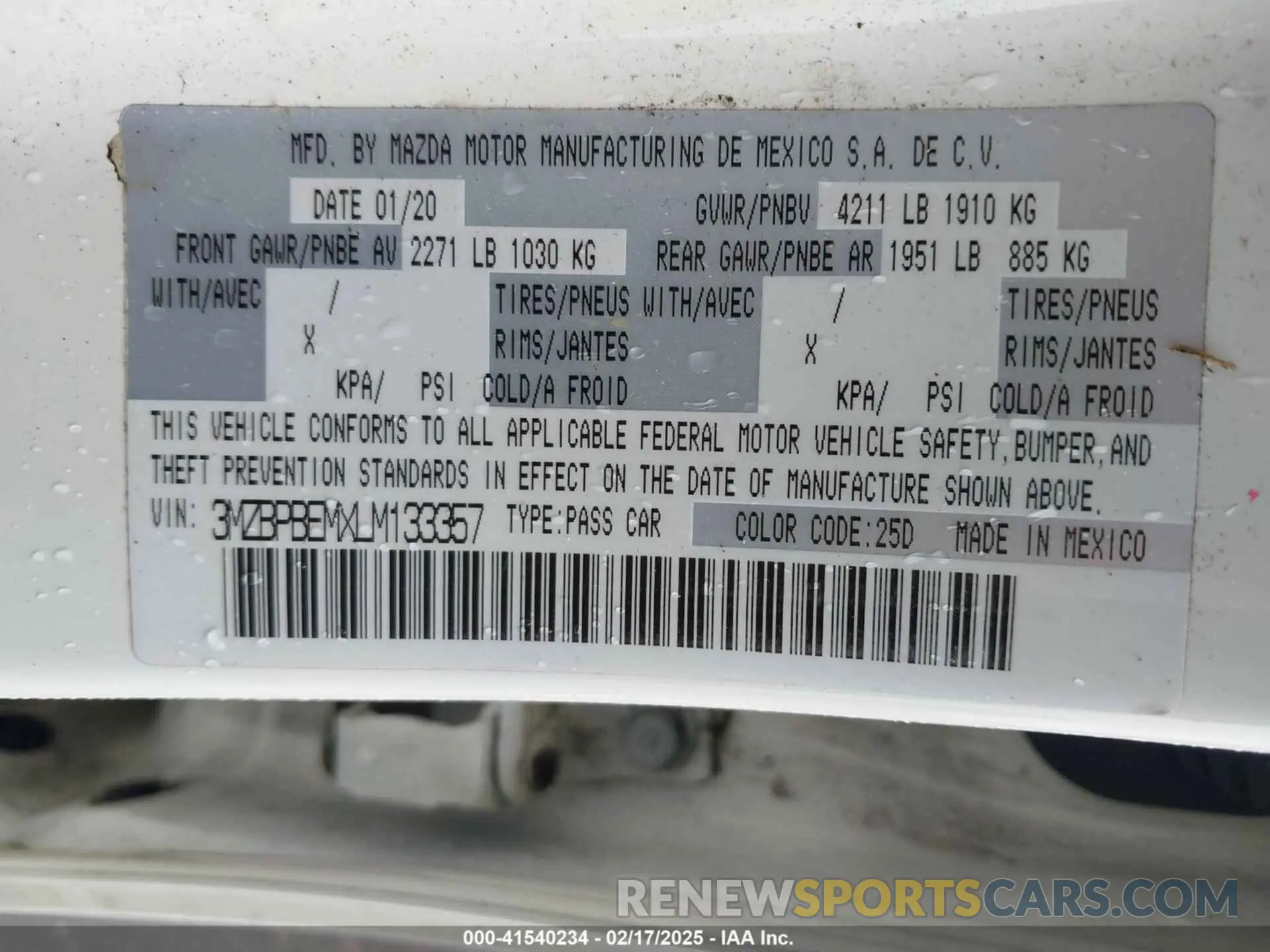 9 fotografías del automóvil dañado 3MZBPBEMXLM133357 MAZDA MAZDA3 2020